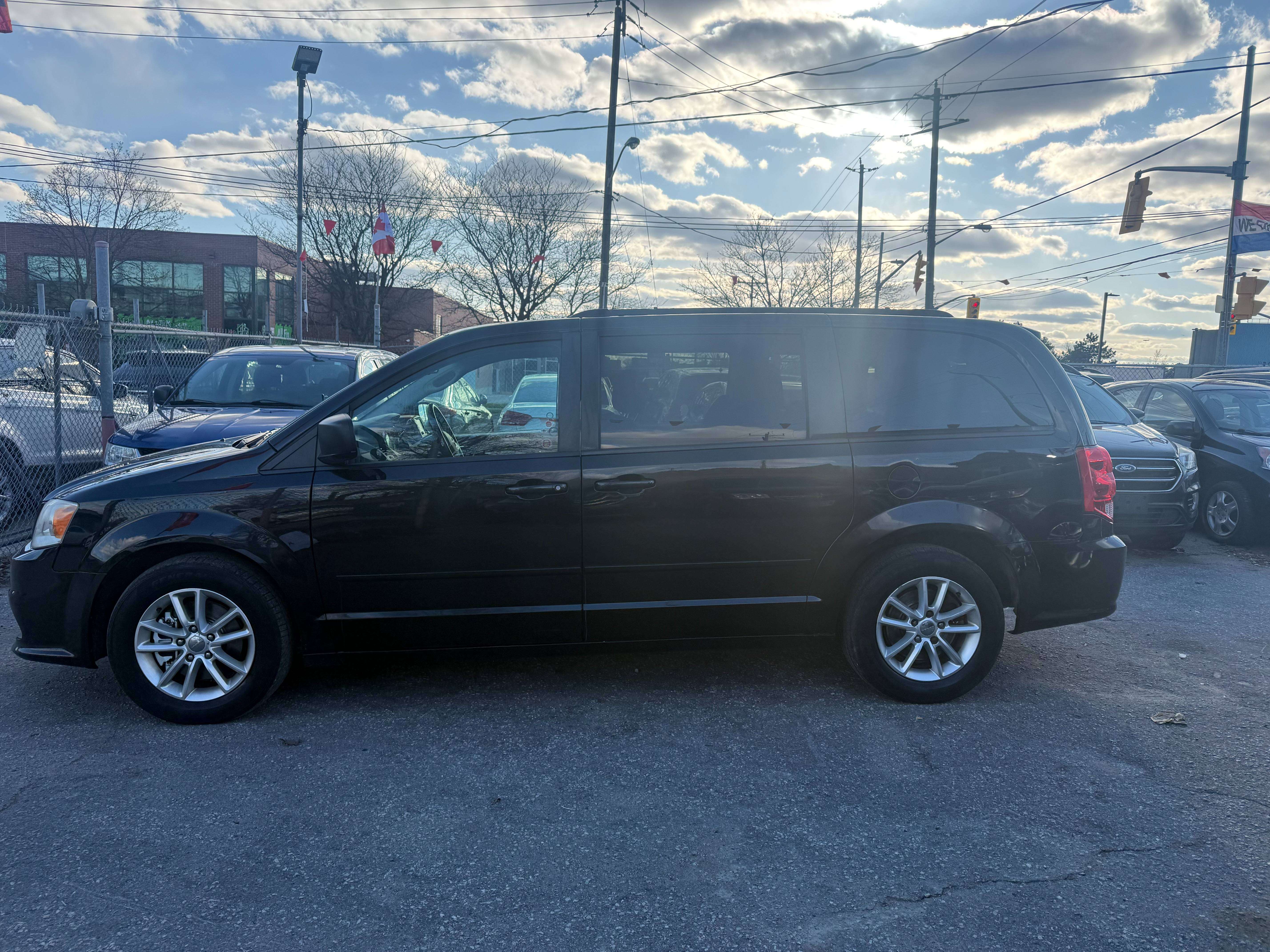 2014 Dodge Grand Caravan Passenger Van
