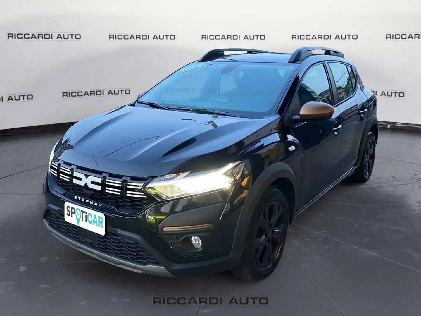 Dacia Sandero 3ª serie Stepway 1.0 TCe ECO-G Extreme Up Noir - 1