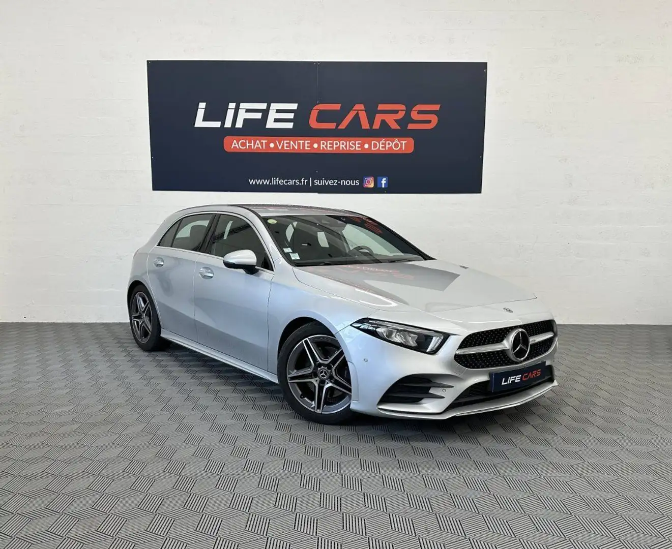 Mercedes-Benz A 220 (W177) 220d 190ch AMG Line 8G-DCT 2019 1ère main e Gris - 1