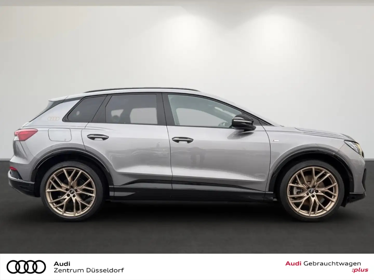 Audi Q4 e-tron 50 quattro MATRIX PANO RFK HEAD-UP Grau - 2