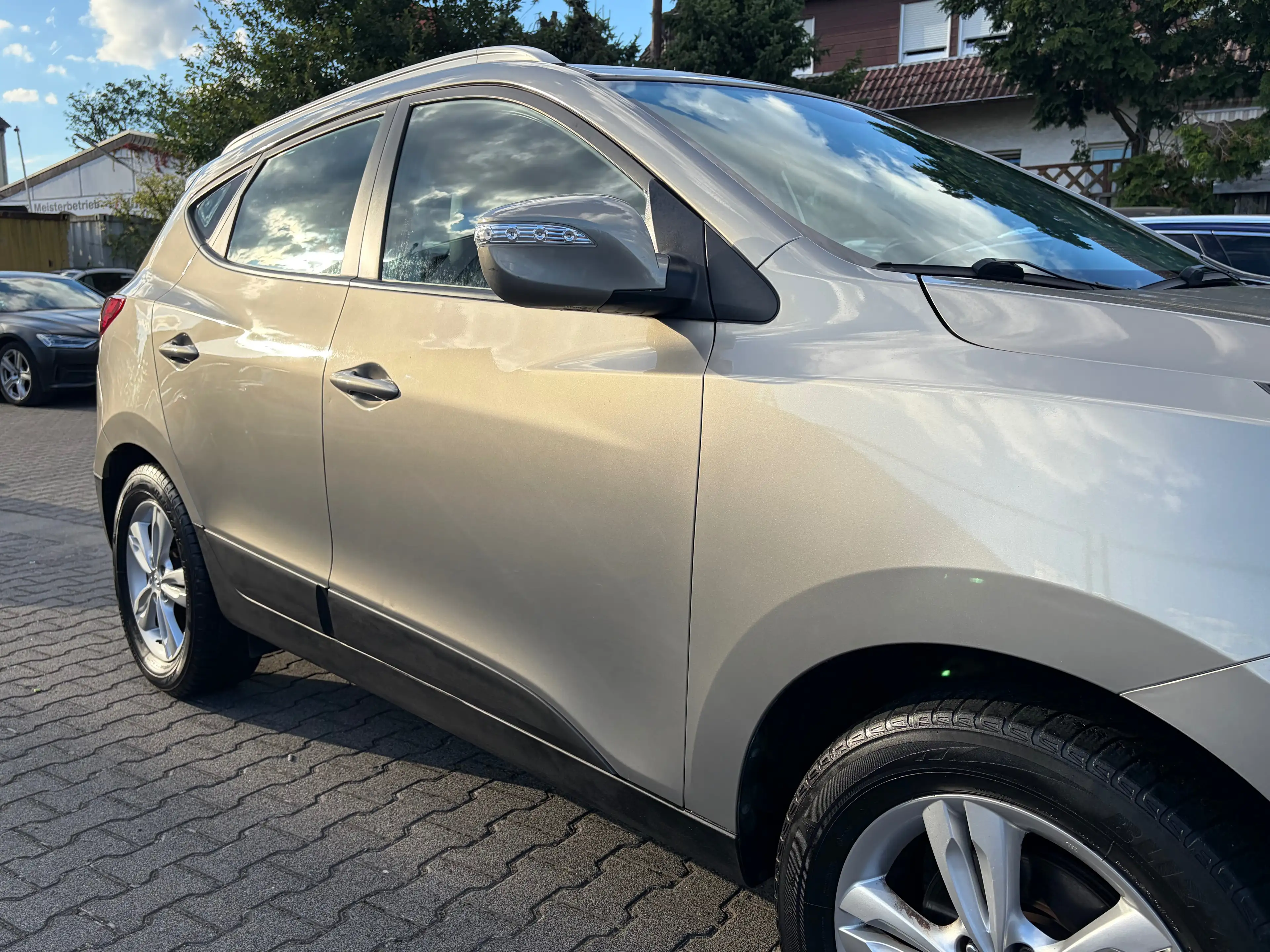 Hyundai iX35 Style 2WD*Automatik*HU/AU Neu*T.Leder* — photo 15
