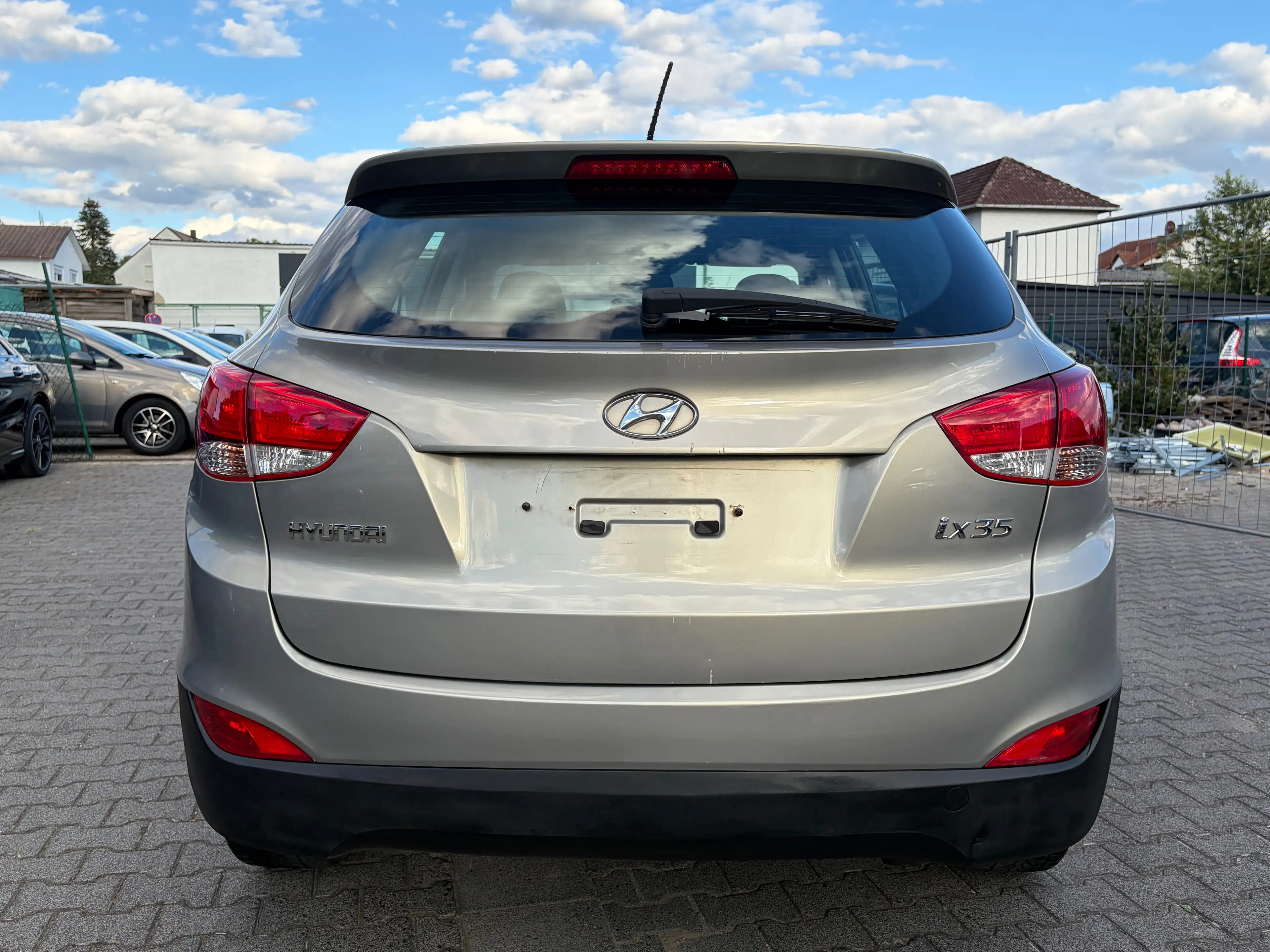 Hyundai iX35 Style 2WD*Automatik*HU/AU Neu*T.Leder* — photo 9