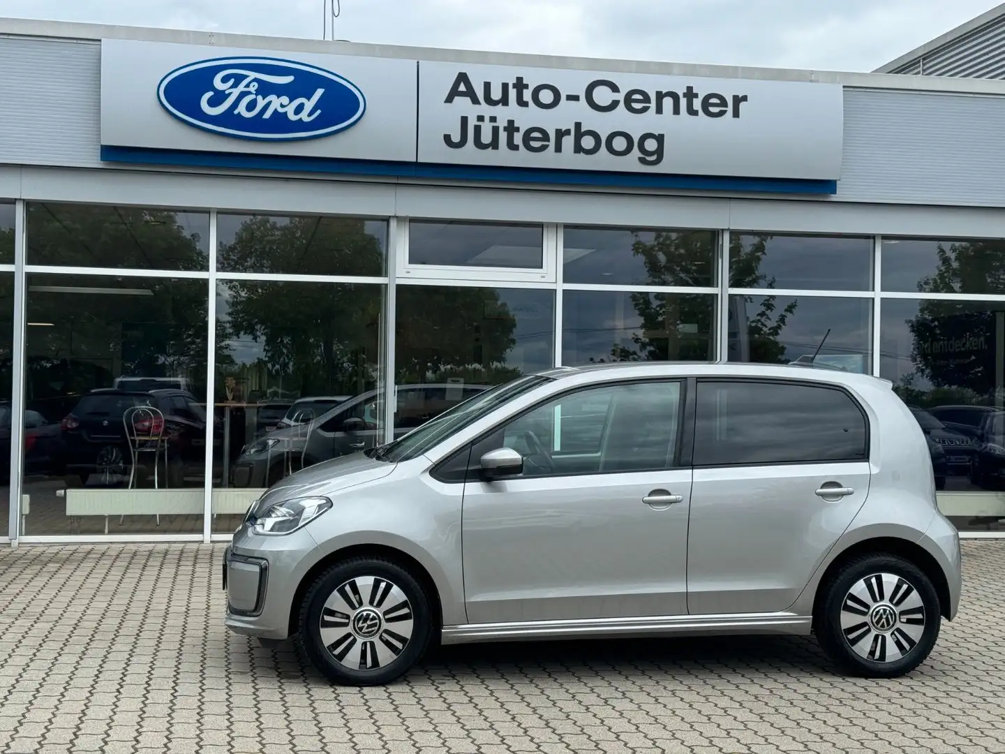 Volkswagen up! *e-up!*Style*Plus*Kamera* Zilver - 1