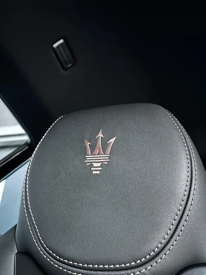 Maserati GranTurismo 2024 — фото 7