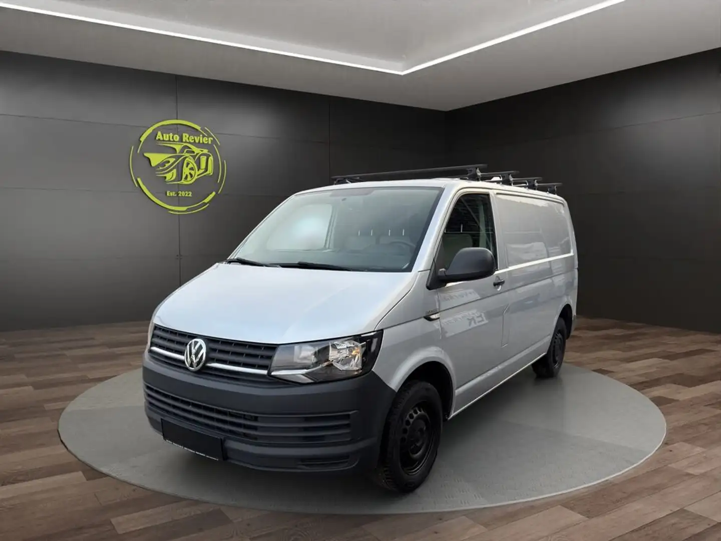 Volkswagen T6 Transporter Kasten Silber - 1