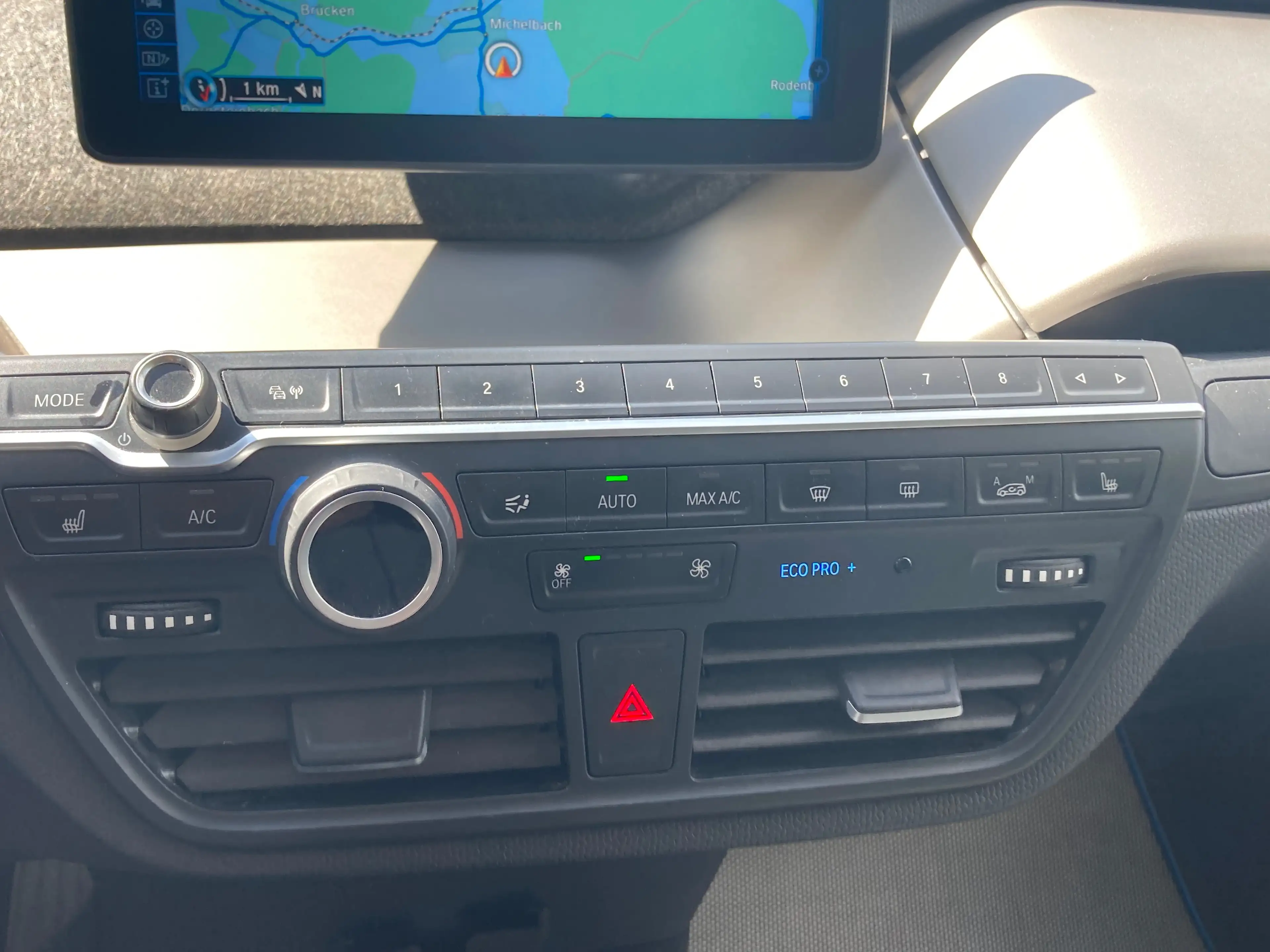 BMW i3 REX — photo 18