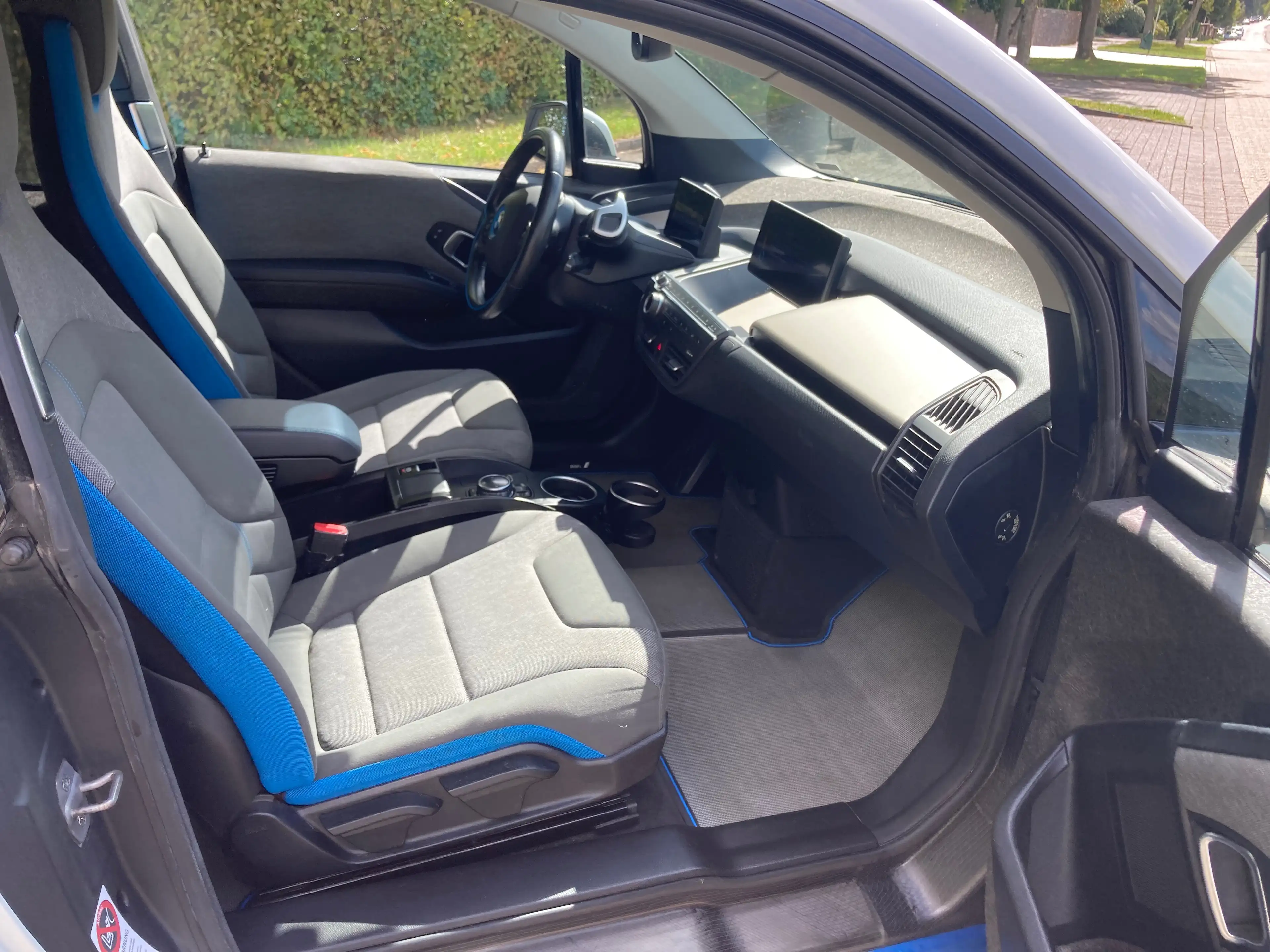 BMW i3 REX — photo 8
