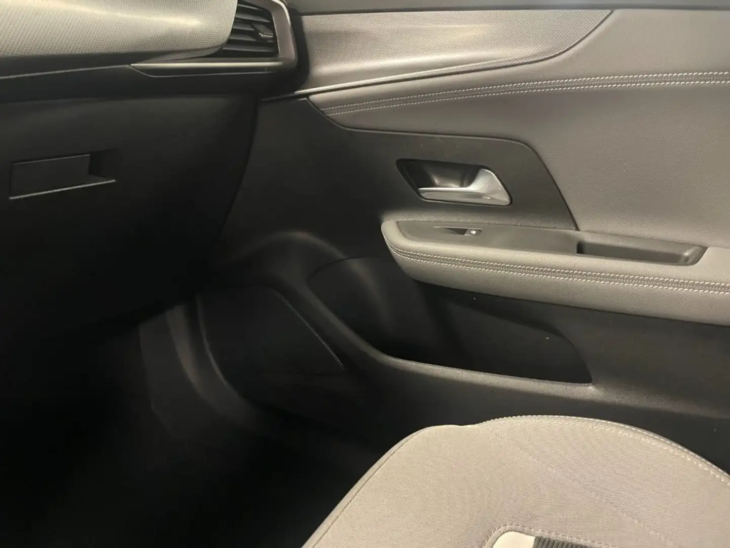 Opel Mokka 1.2 Turbo 100 CV Elegance Nero - 2
