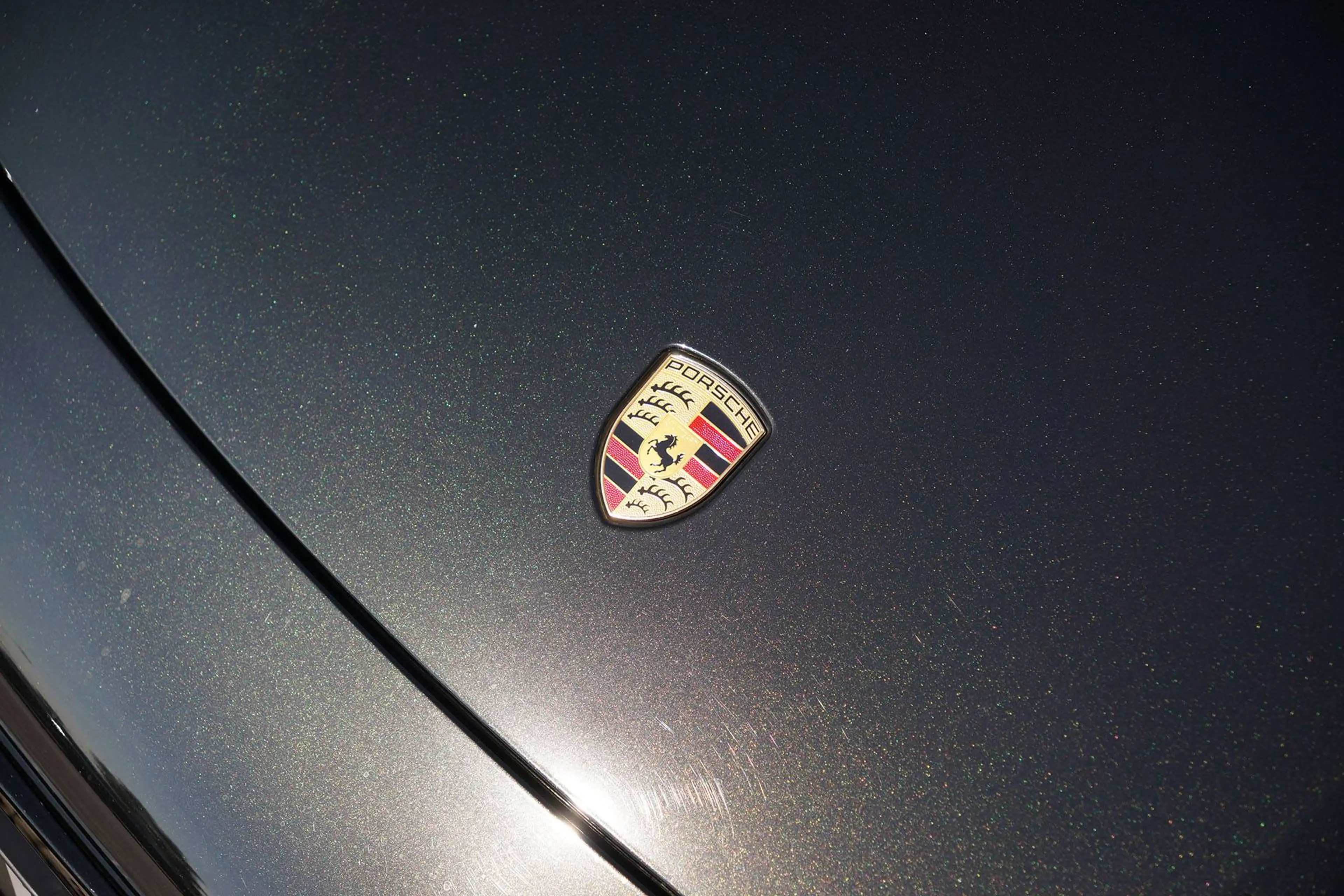 Porsche Taycan Taycan GTS Sport Turismo INDIVIDUAL DUNKELOLIVE MET. — photo 11
