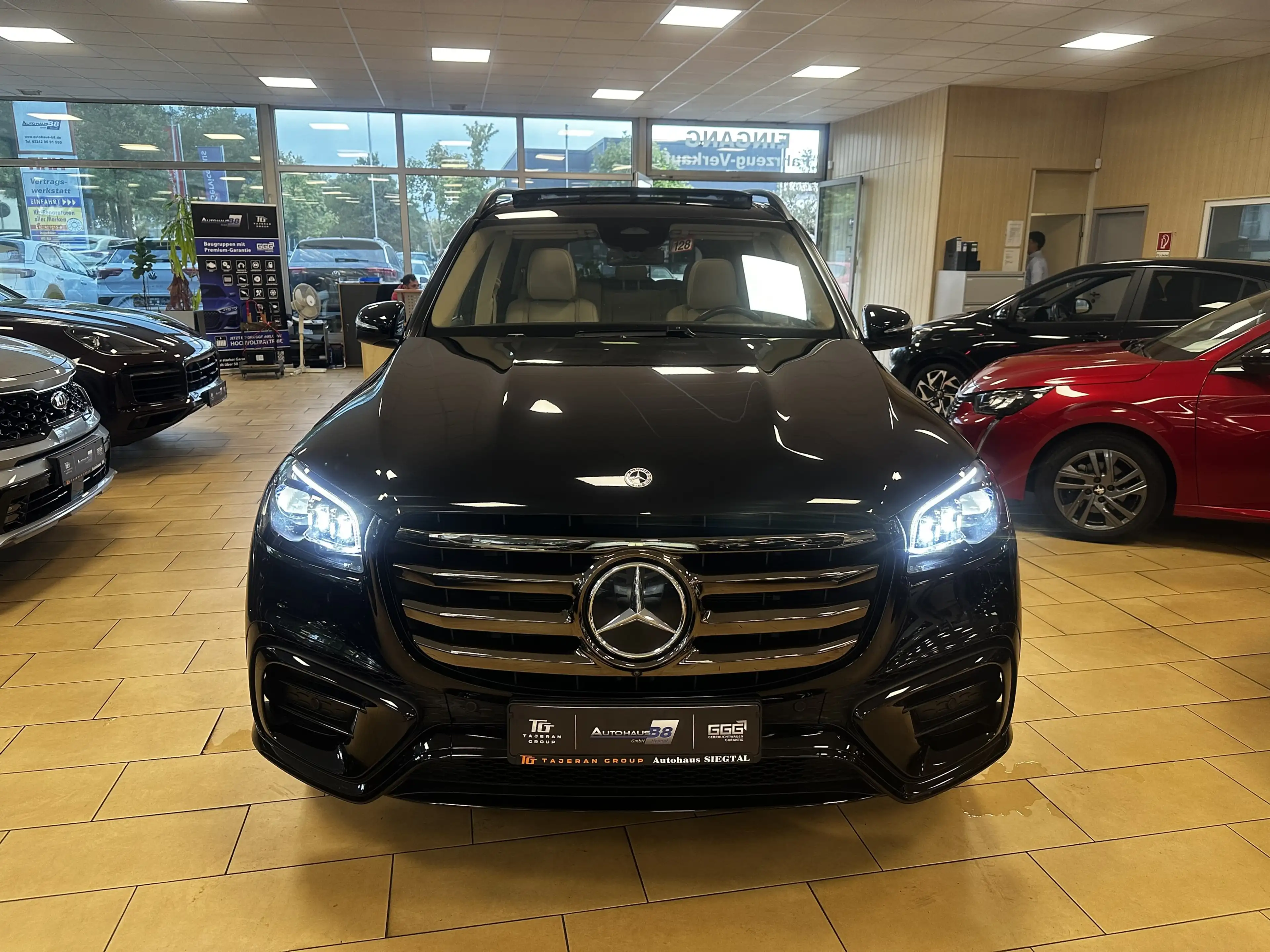 Mercedes-Benz GLS 450 AMG*Airmatic*Pano*Burmester*AHK*SHZ+BLÜ — photo 2