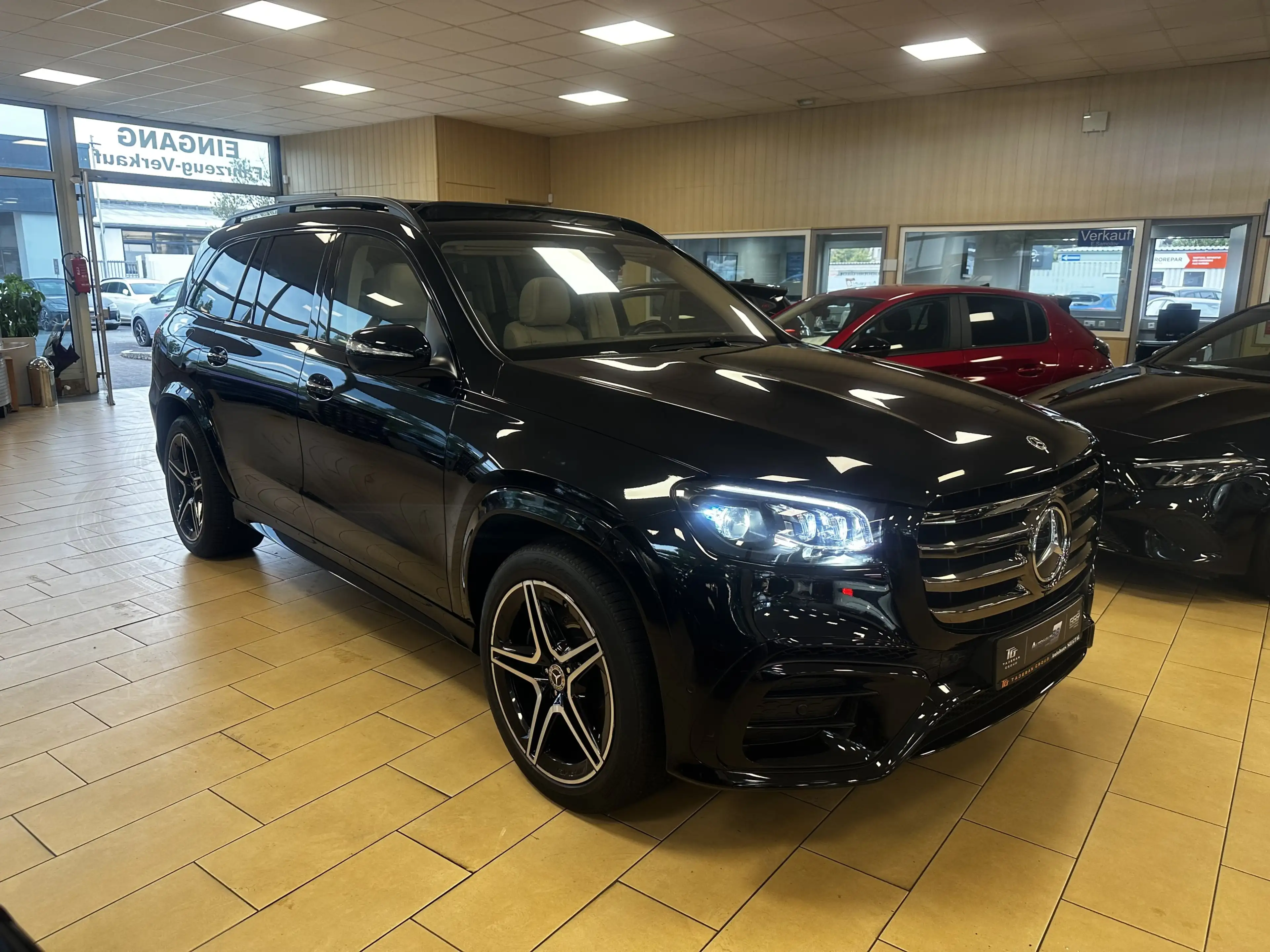 Mercedes-Benz GLS 450 AMG*Airmatic*Pano*Burmester*AHK*SHZ+BLÜ — photo 3