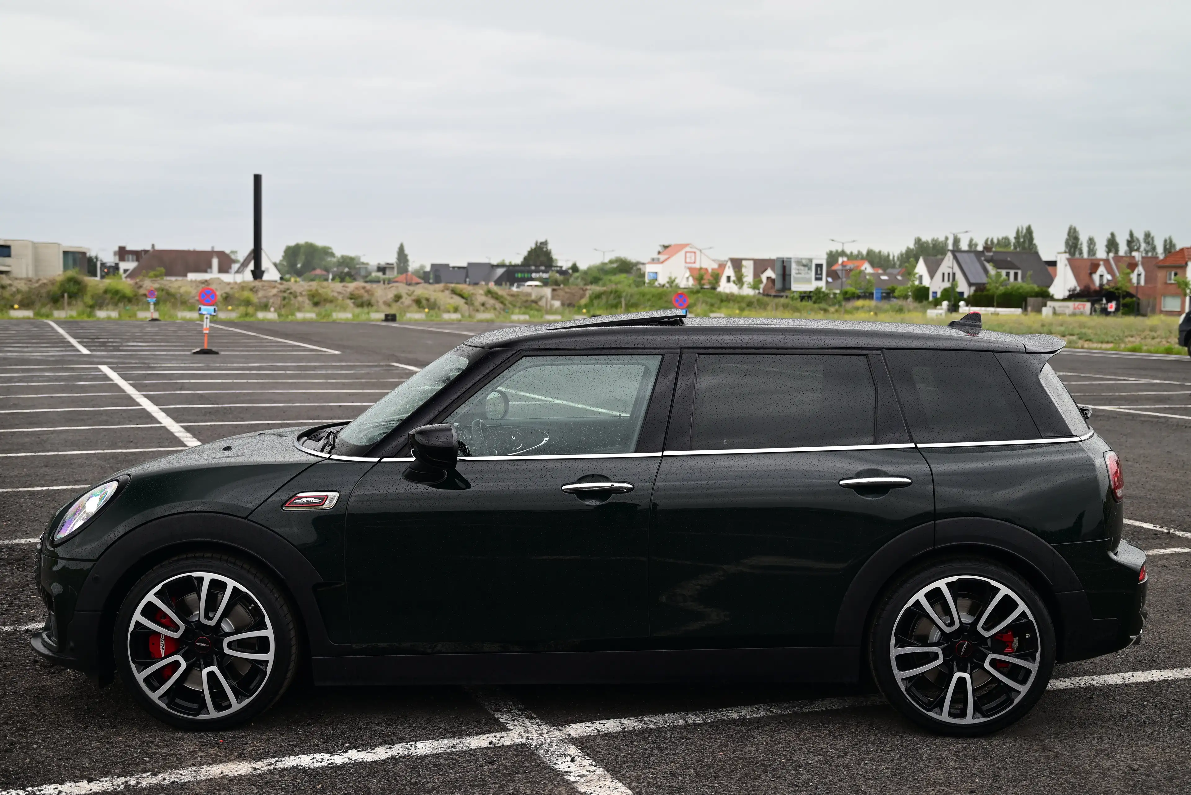 MINI John Cooper Works Clubman ALL4 AUT / LOUNGE LEATHER / SUNROOF / ELEK SEATS — photo 5