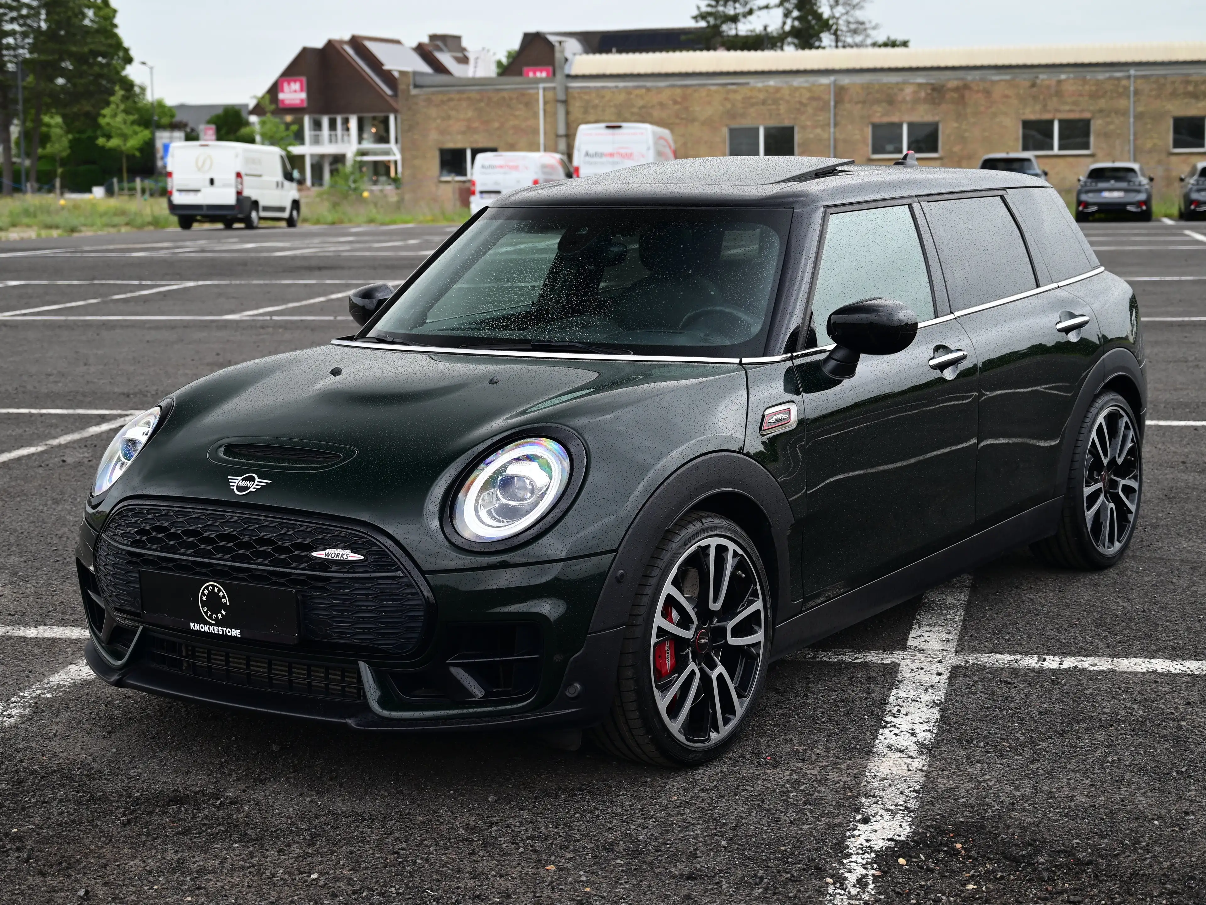 MINI John Cooper Works Clubman ALL4 AUT / LOUNGE LEATHER / SUNROOF / ELEK SEATS — photo 4
