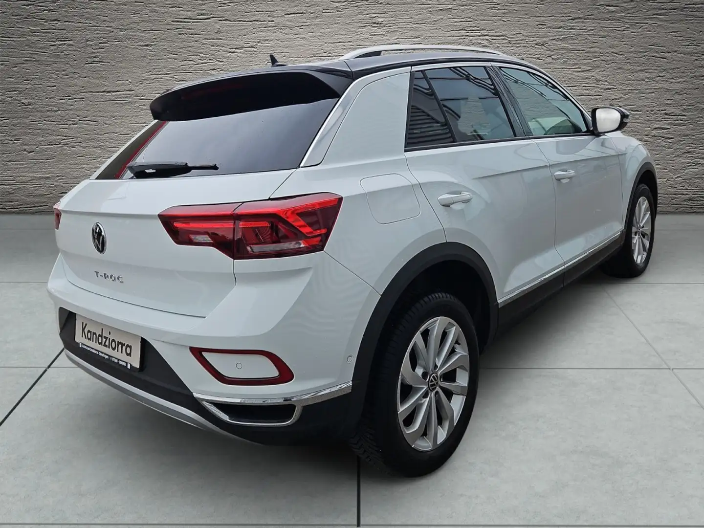 Volkswagen T-Roc 1.5 TSI DSG Style Klima Navi Einparkhilfe Weiß - 2