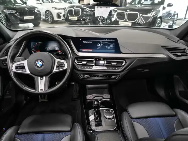 BMW 1 Series view 12