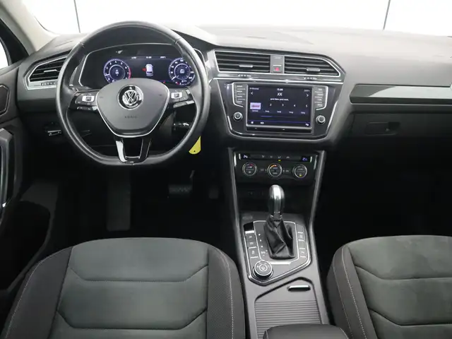Volkswagen Tiguan view 9