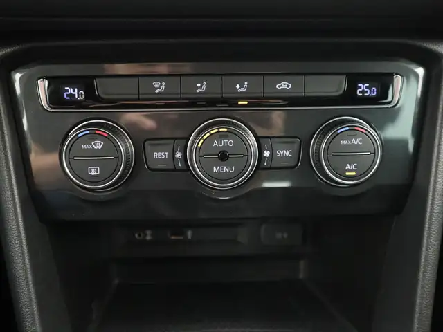 Volkswagen Tiguan view 25