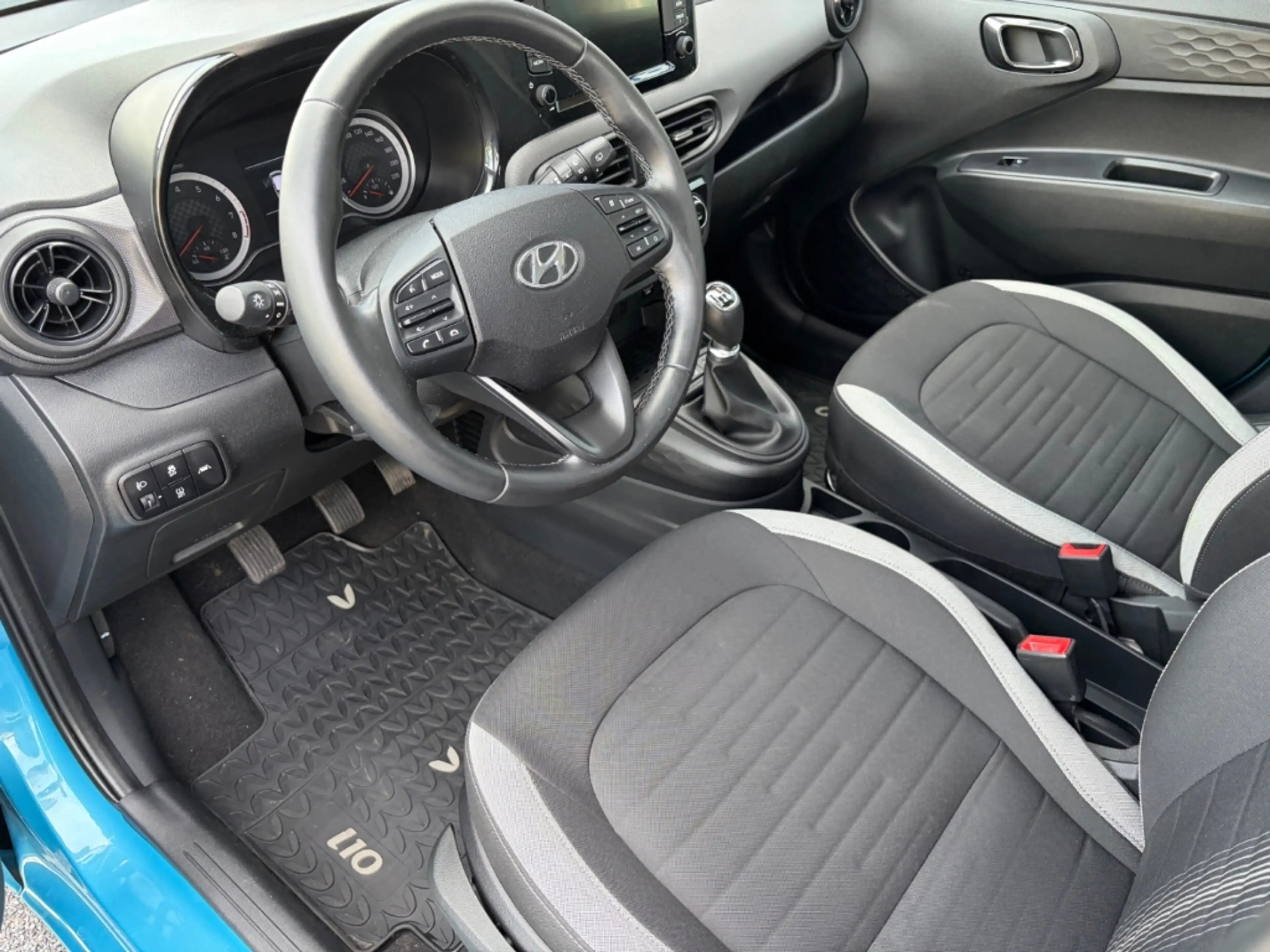 Hyundai i10 1.0 Trend Navi Rückfahrkamera — photo 7