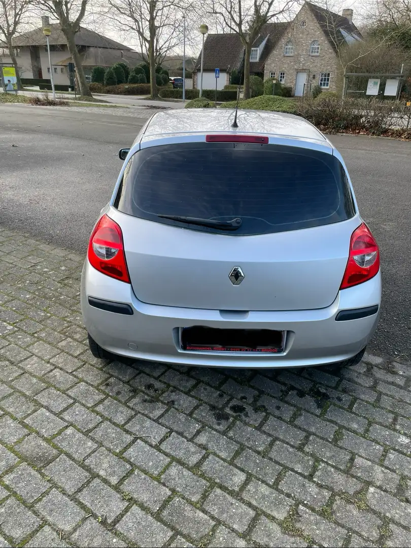 Renault Clio 1.2 16V TCE Exception Zilver - 2