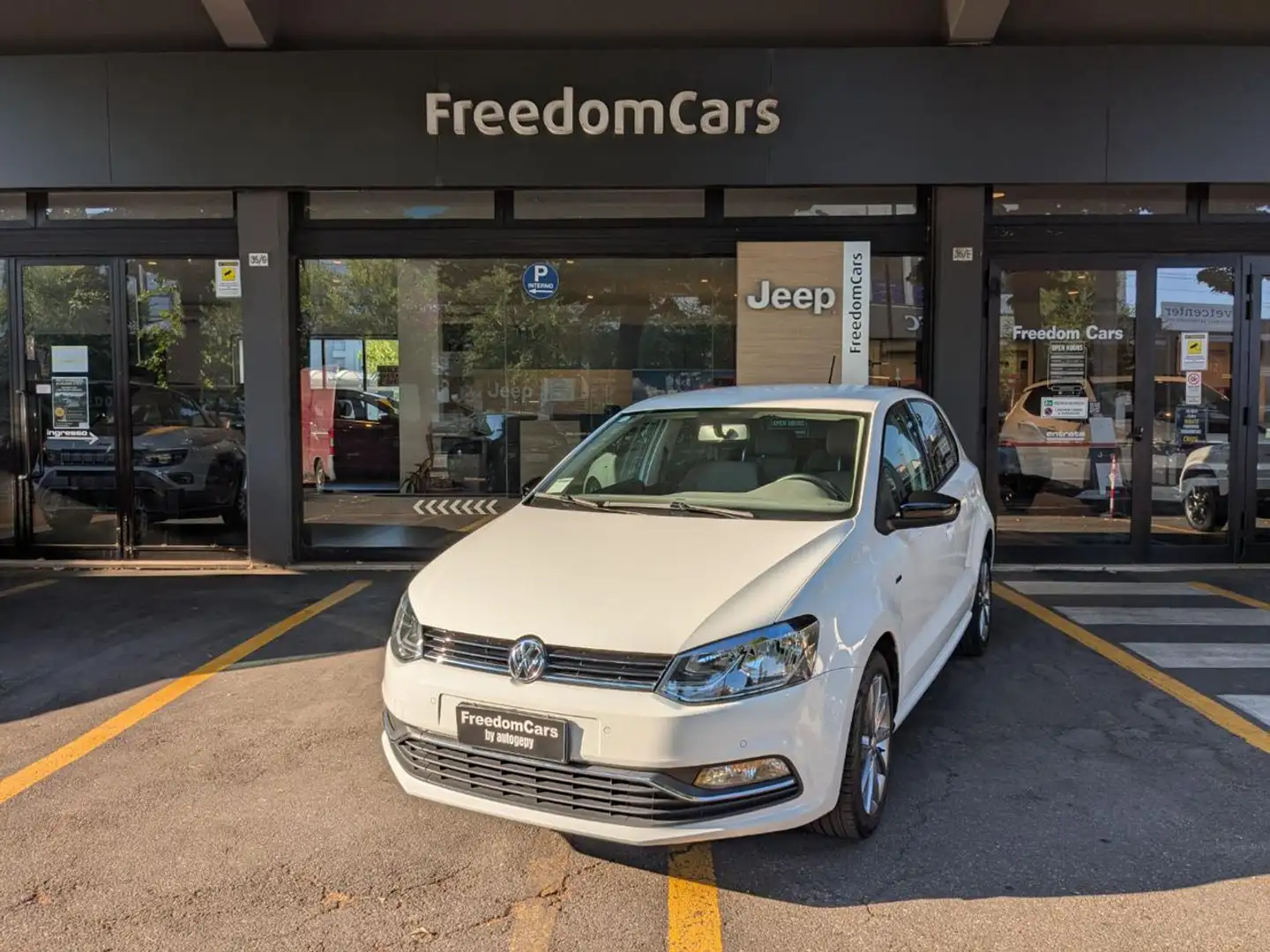 Volkswagen Polo 1.0 MPI 75 CV 5p. Comfortline Bianco - 2