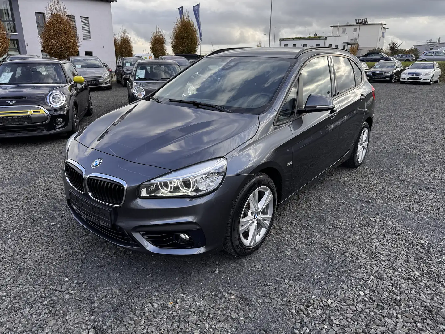 BMW 218 Active Tourer Sport Line AHK NAVI LED M LENK Gris - 1