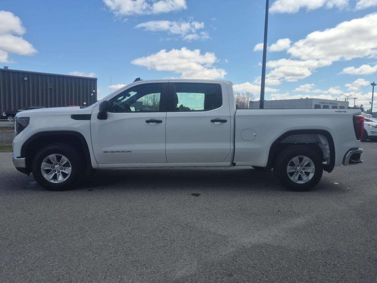 2025 GMC Sierra 1500 Pro cabine multiplace 4RM 157 po — снимка 1