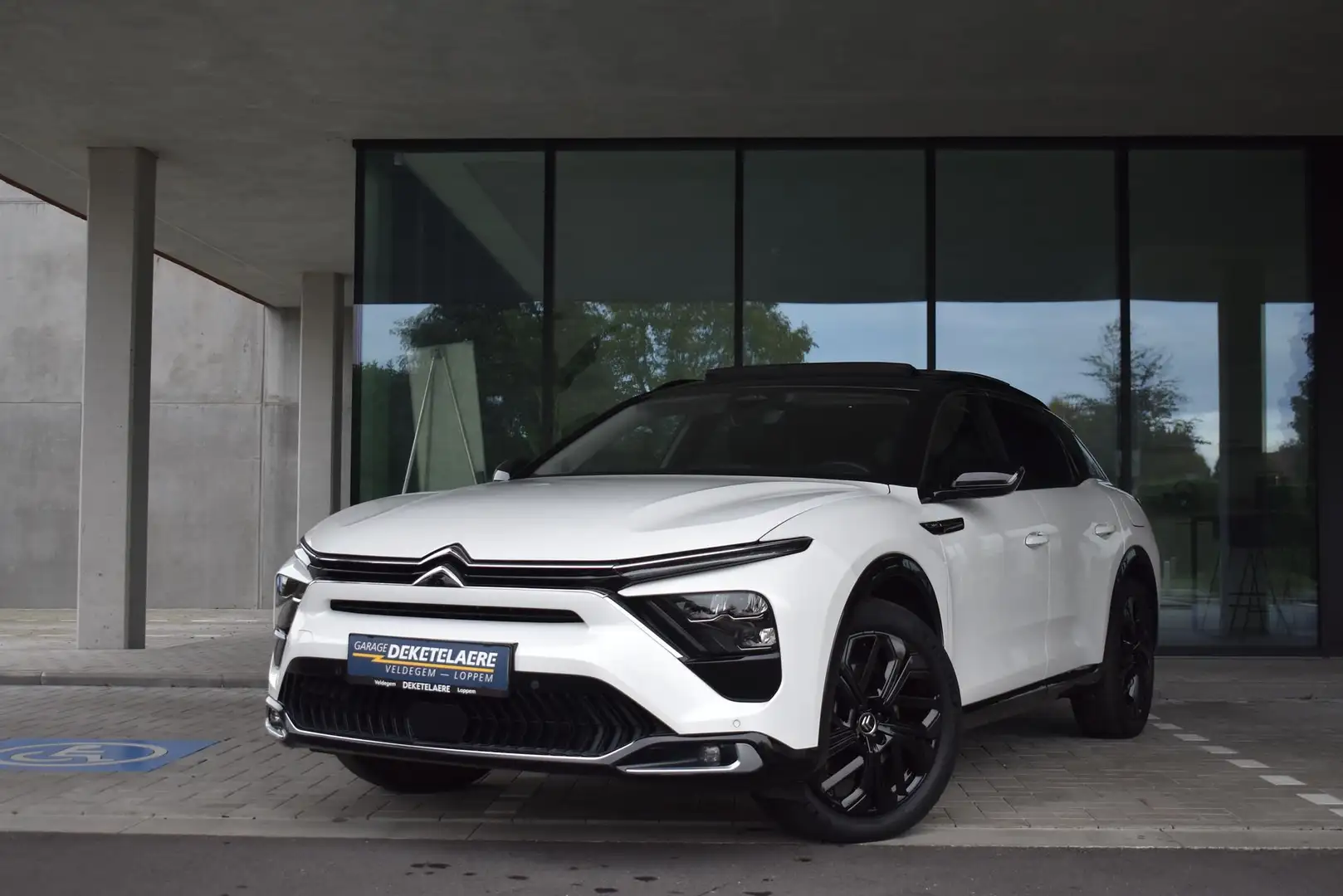 Citroen C5 X 1.6 Hybrid e-EAT8 *NaviPro*Camera*Leder*OpenDak*F Blanc - 1