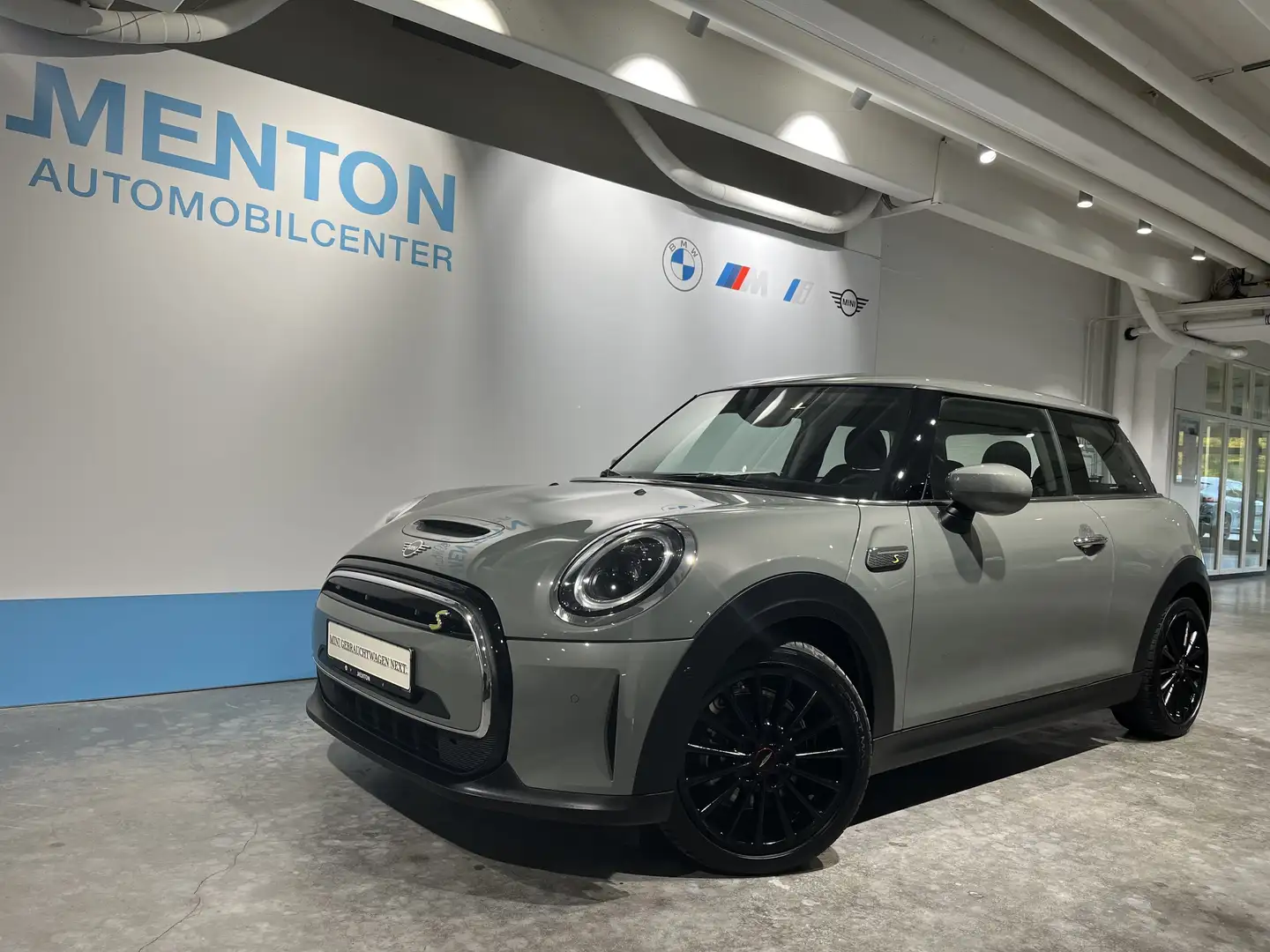 MINI Cooper SE ab 190.-²/Essential-Trim/Car-Play/Parkassistent Grau - 1