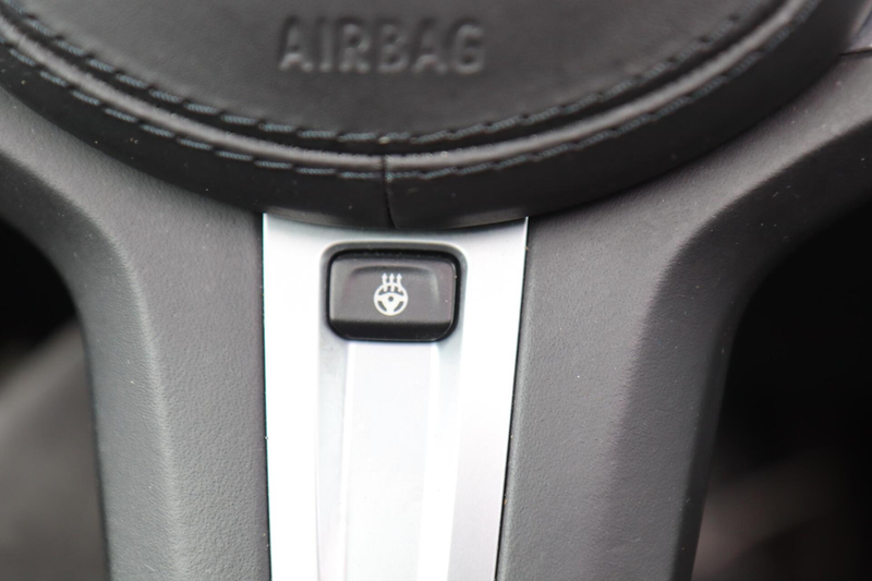 BMW 530 5-serie Touring 530i xDrive High Executive — photo 24