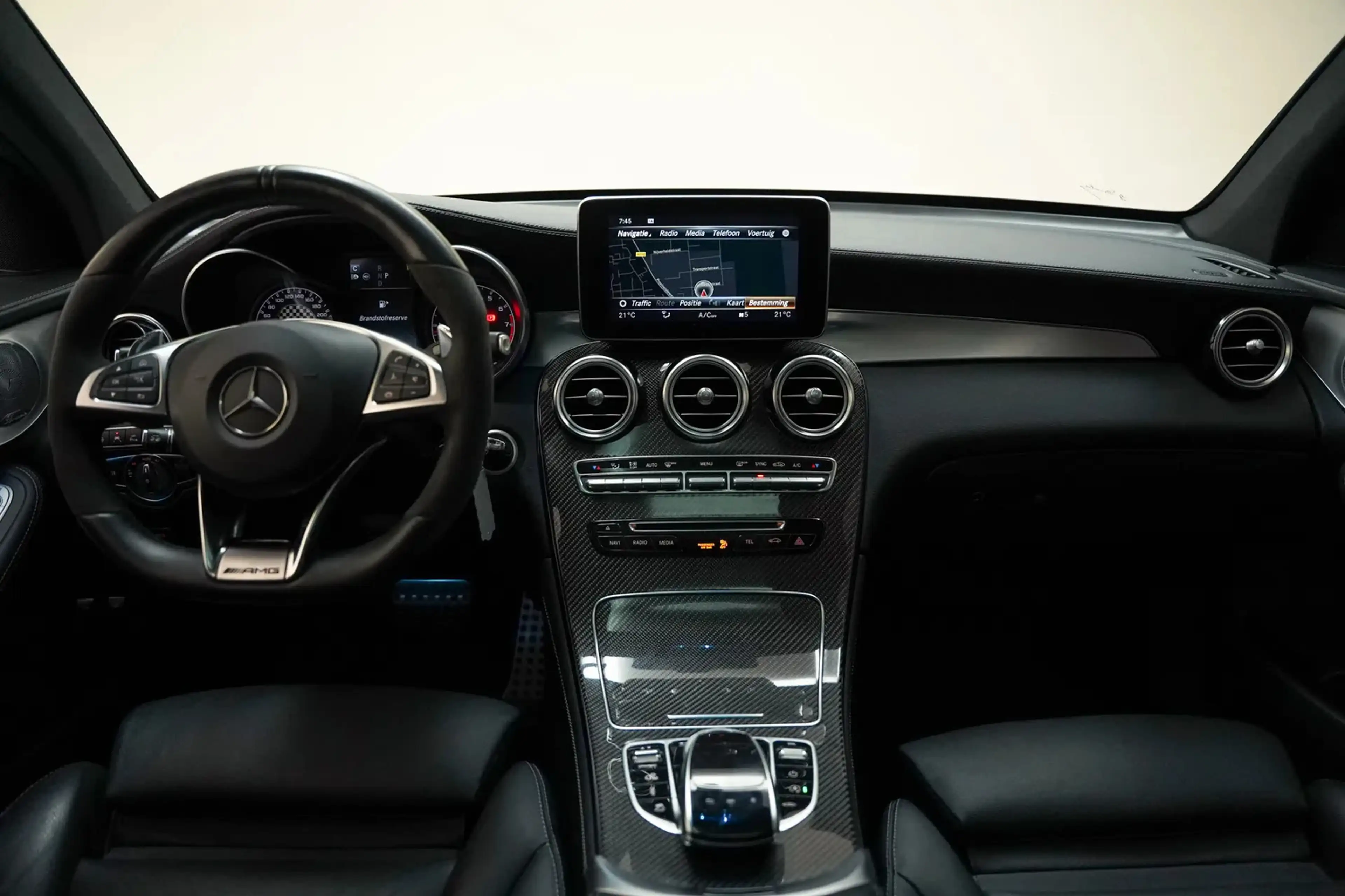 Mercedes-Benz GLC 43 AMG 4MATIC [ Panoramdak Luchtvering Burmester ] — photo 4