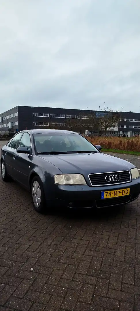 Audi A6 2.4 V6 Pro Line MT Noir - 1