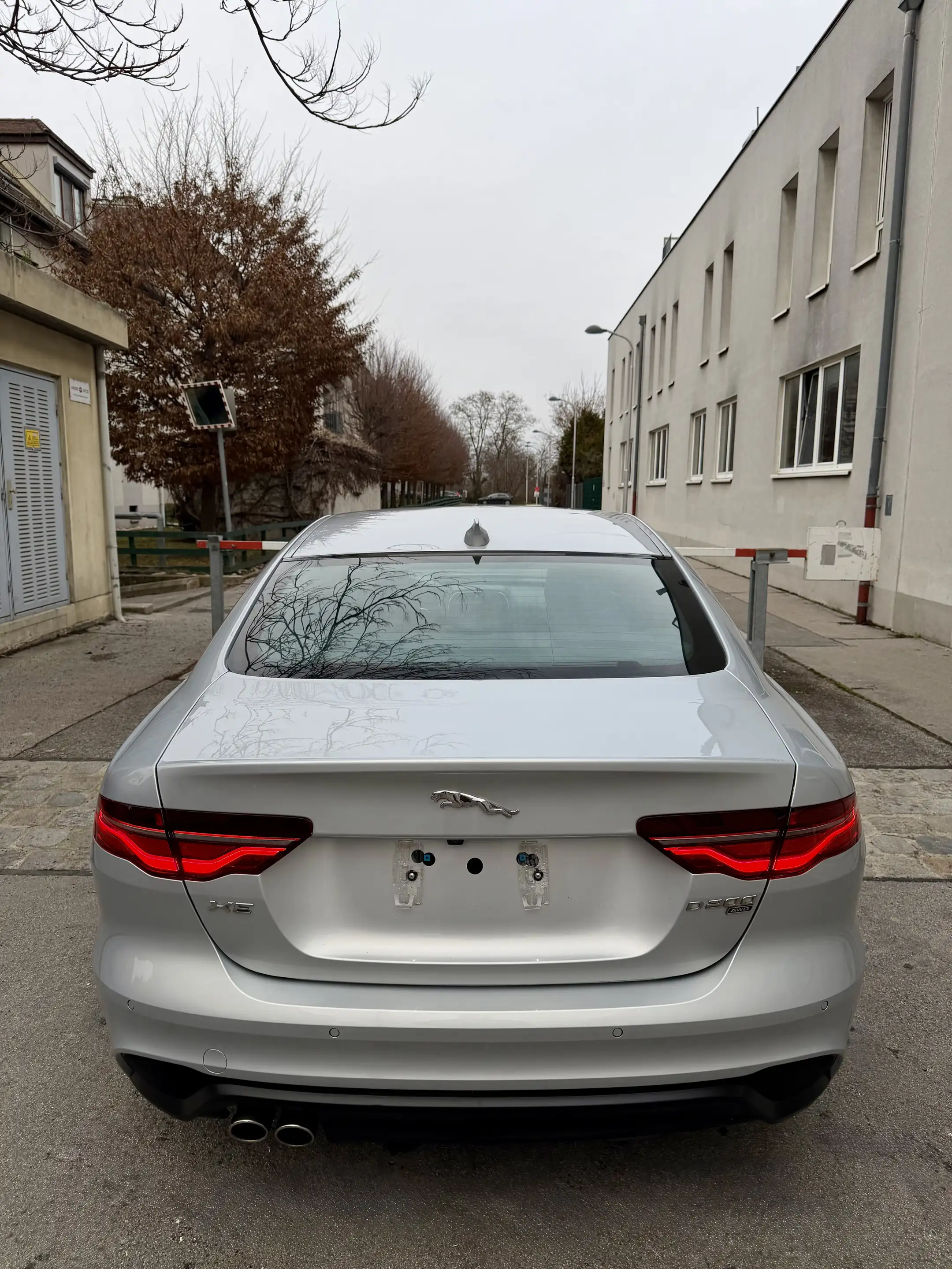Jaguar XE D200 AWD HSE Aut. — photo 6