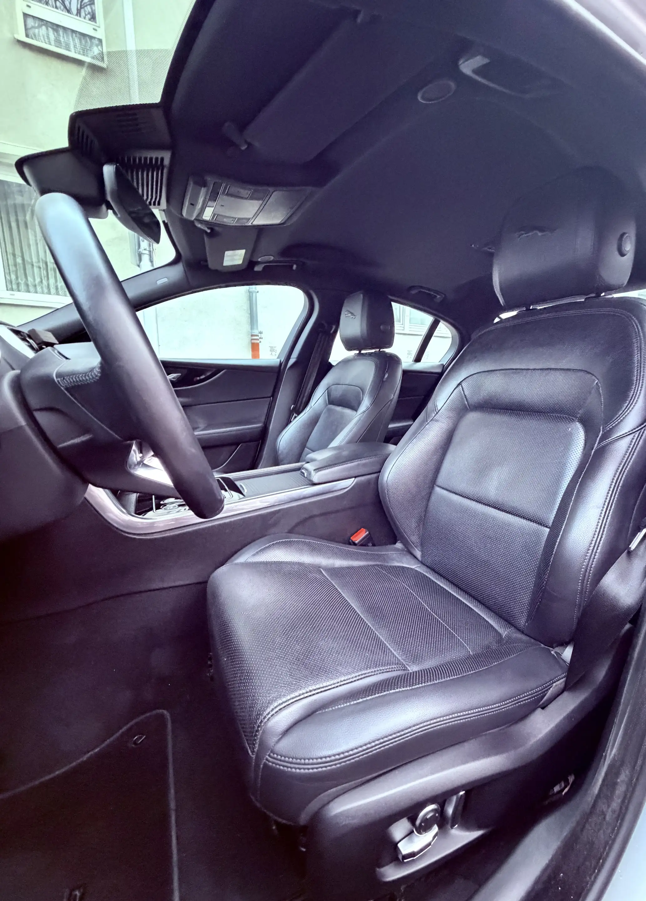 Jaguar XE D200 AWD HSE Aut. — photo 8