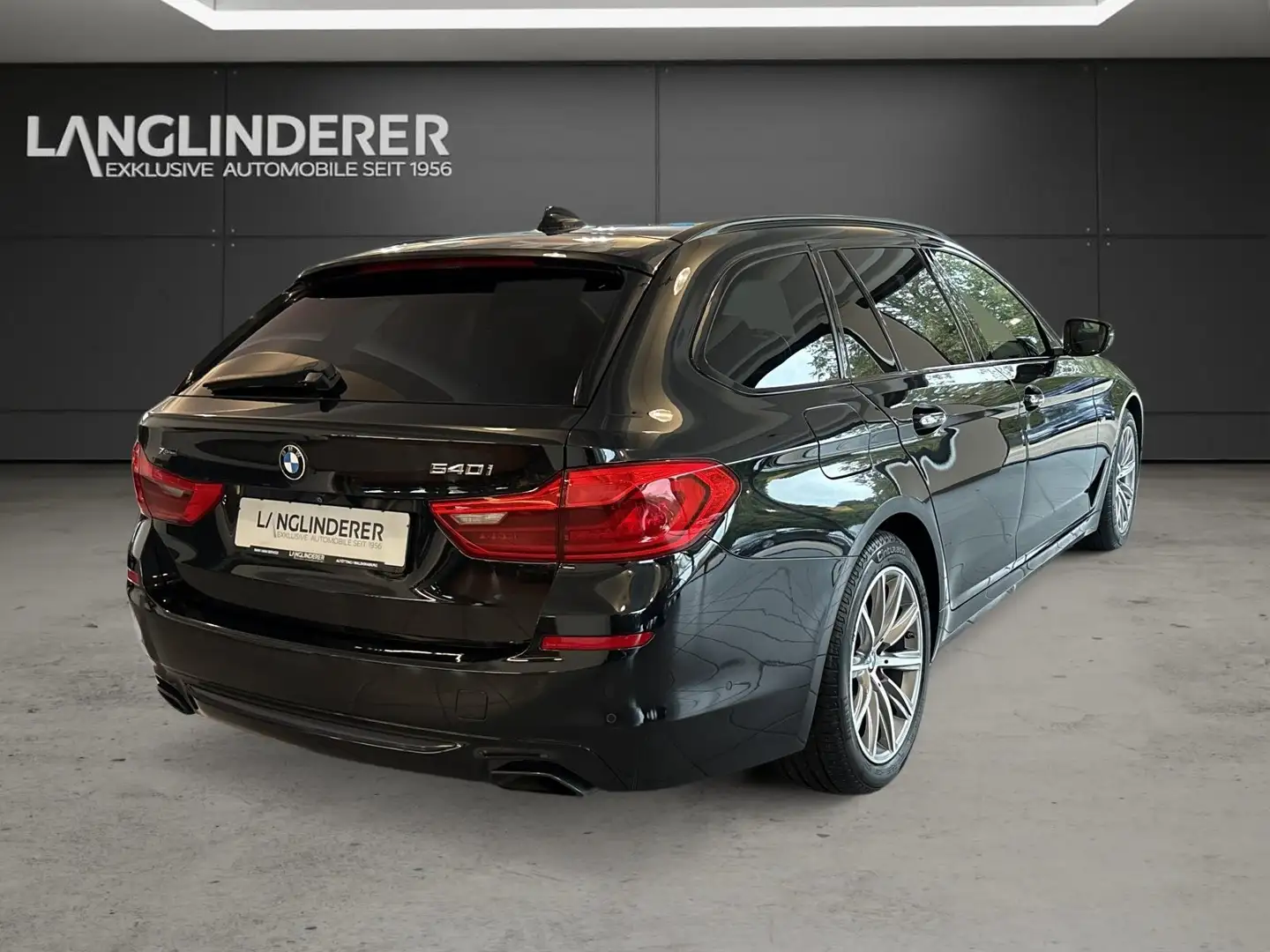 BMW 540 i xDrive Touring SportLine HUD Parking&DrivingAssi Schwarz - 2