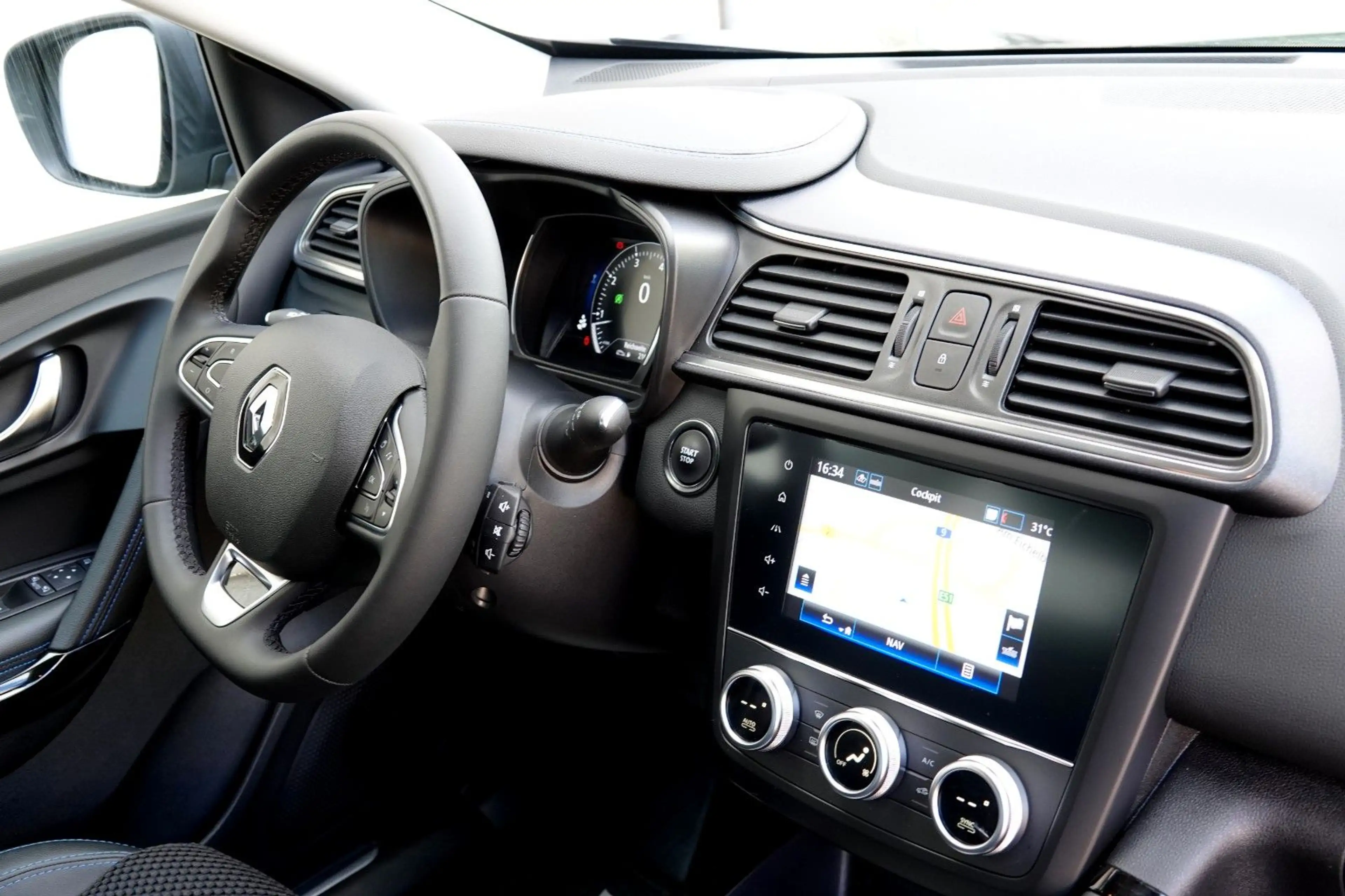 Renault Kadjar 1.3 TCe 160 *LIMITED DELUXE* FULL LED*KAM — photo 10