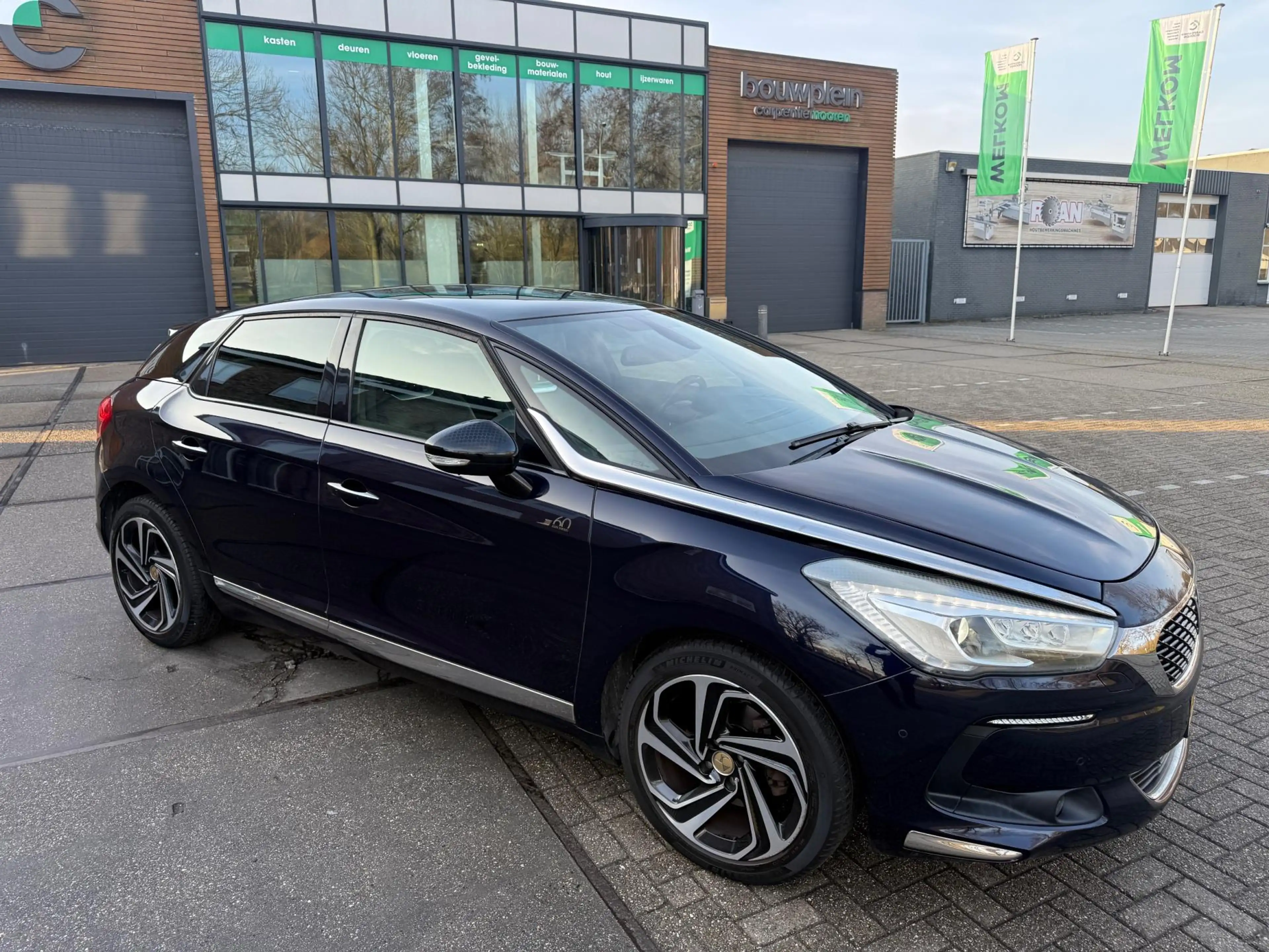 DS Automobiles DS 5 1.6 THP 1955 -- mooi luxe uitvoering / nieuwe dist — photo 2