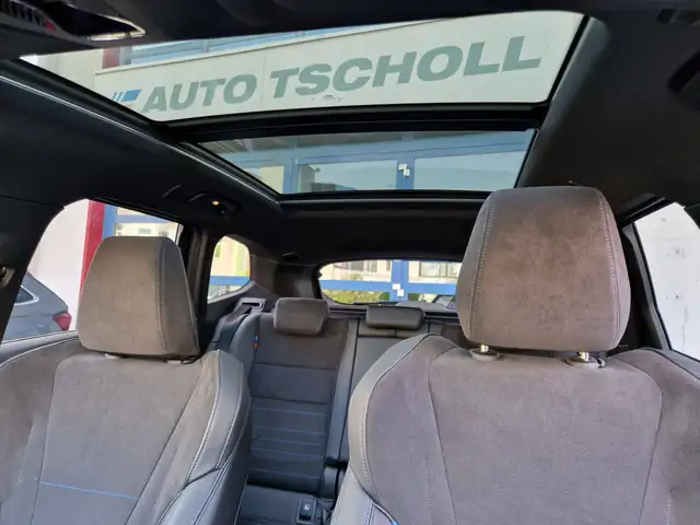 BMW X1 view 14