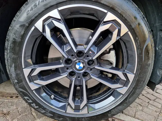 BMW X1 view 7