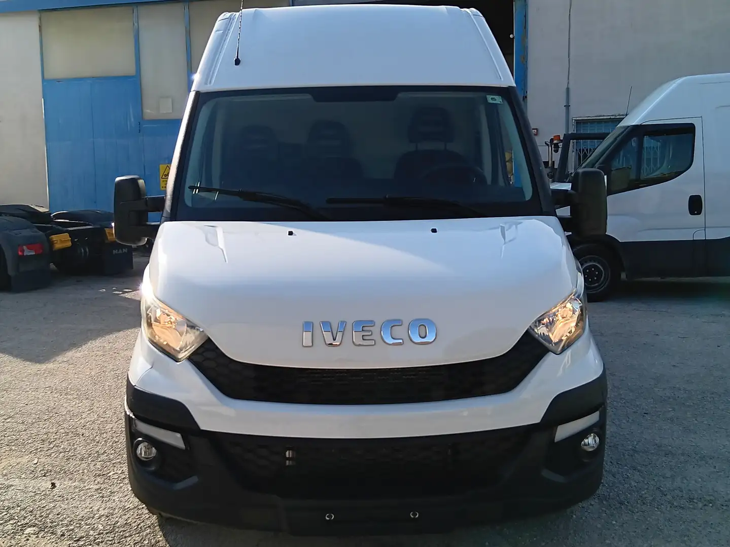Iveco Daily 35-150 Bianco - 1