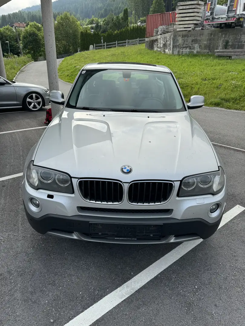 BMW X3 xDrive20d Silber - 1
