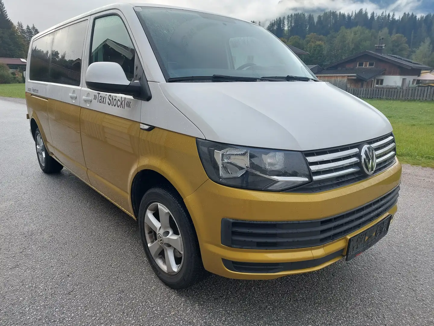 Volkswagen T6 Kombi LR 2,0 TDI BMT Wit - 1