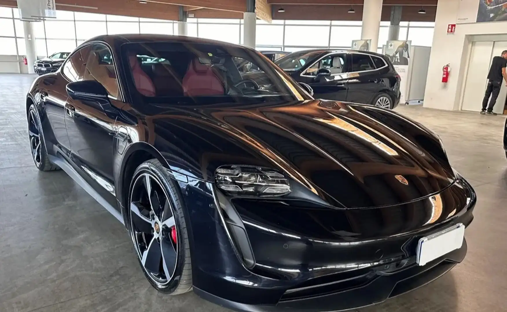 Porsche Taycan 4s Performance - 2