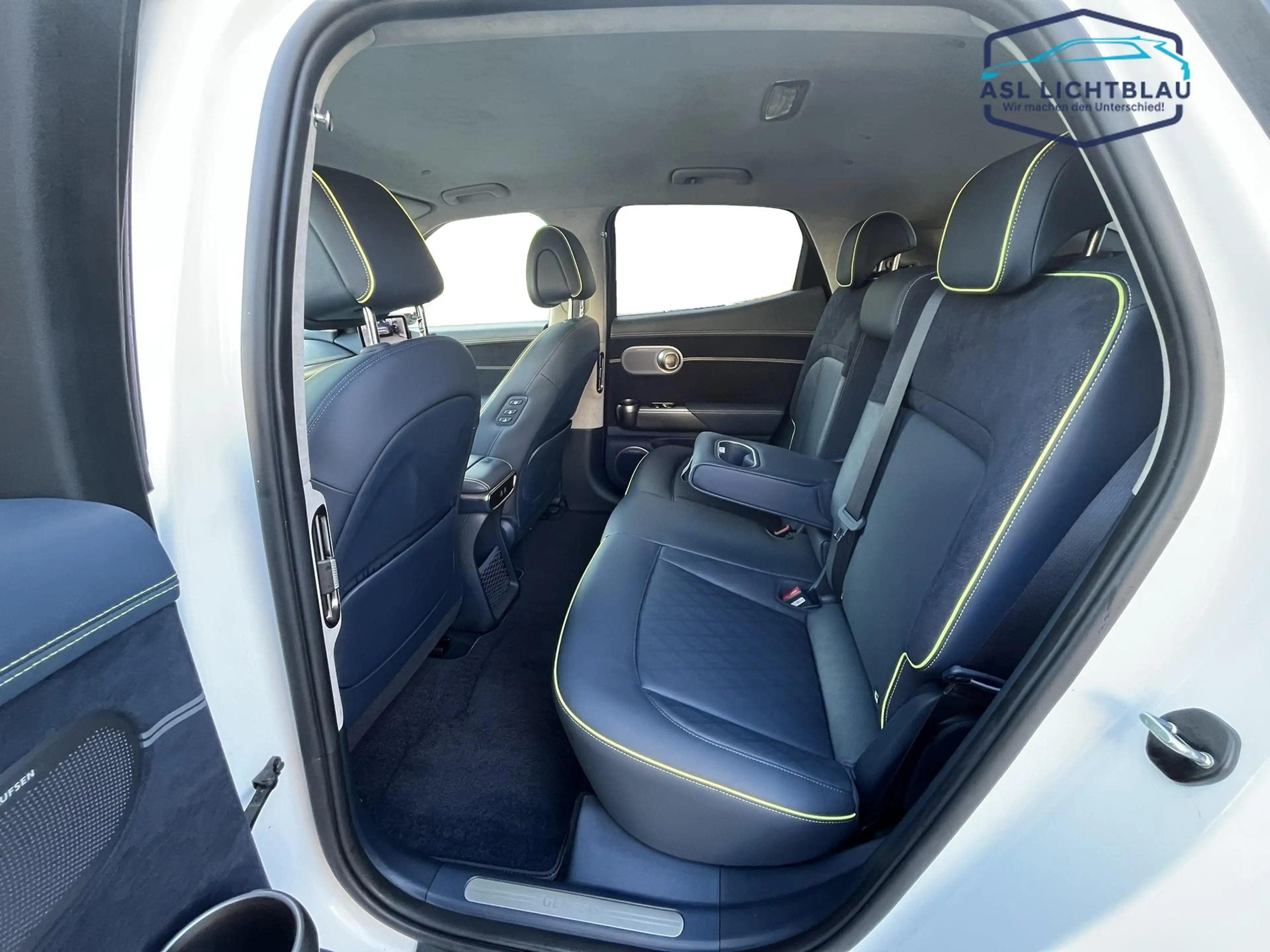 Genesis GV60 Sport Plus Technik-Paket & Sitz-Paket Komfort 3... — photo 15