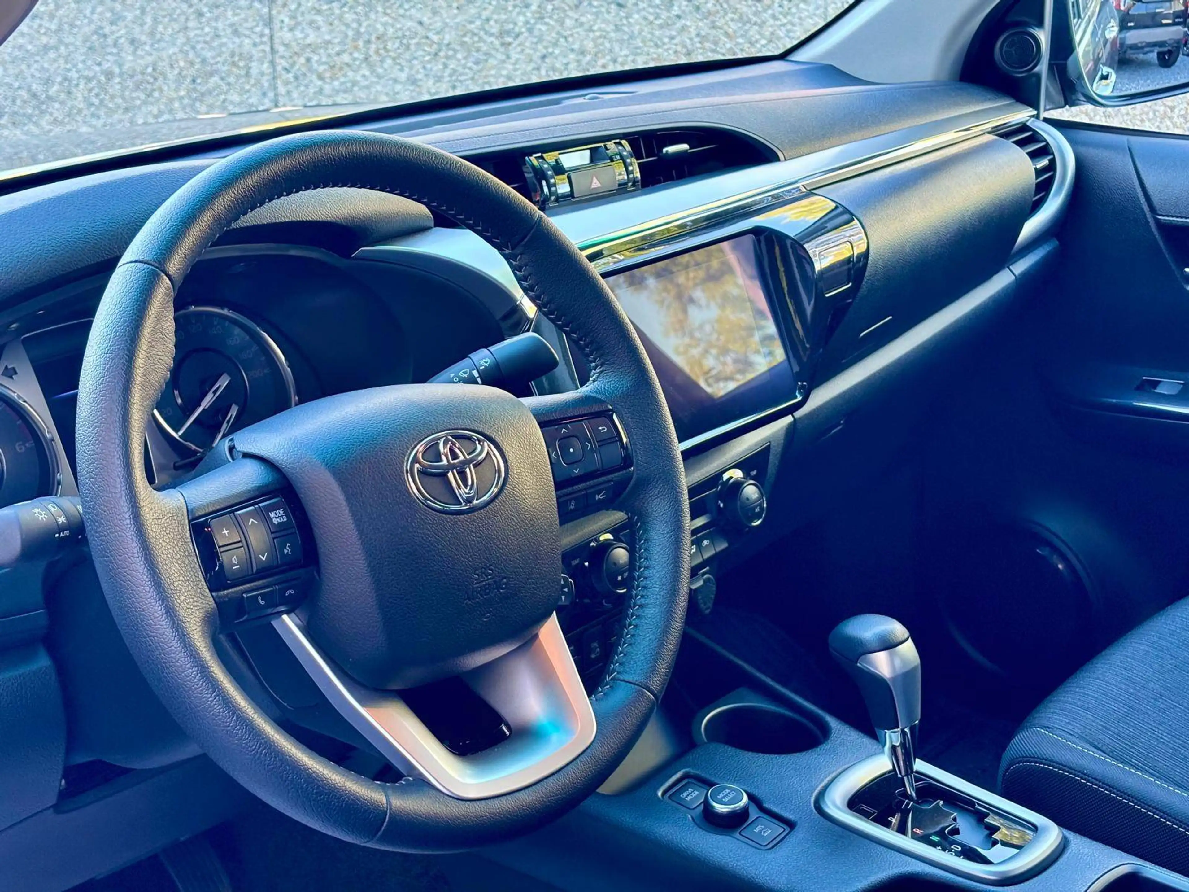 Toyota Hilux 2.8 D-4D 204 CV AUTO | LEGENDE | 45.290 € HTVA — photo 4
