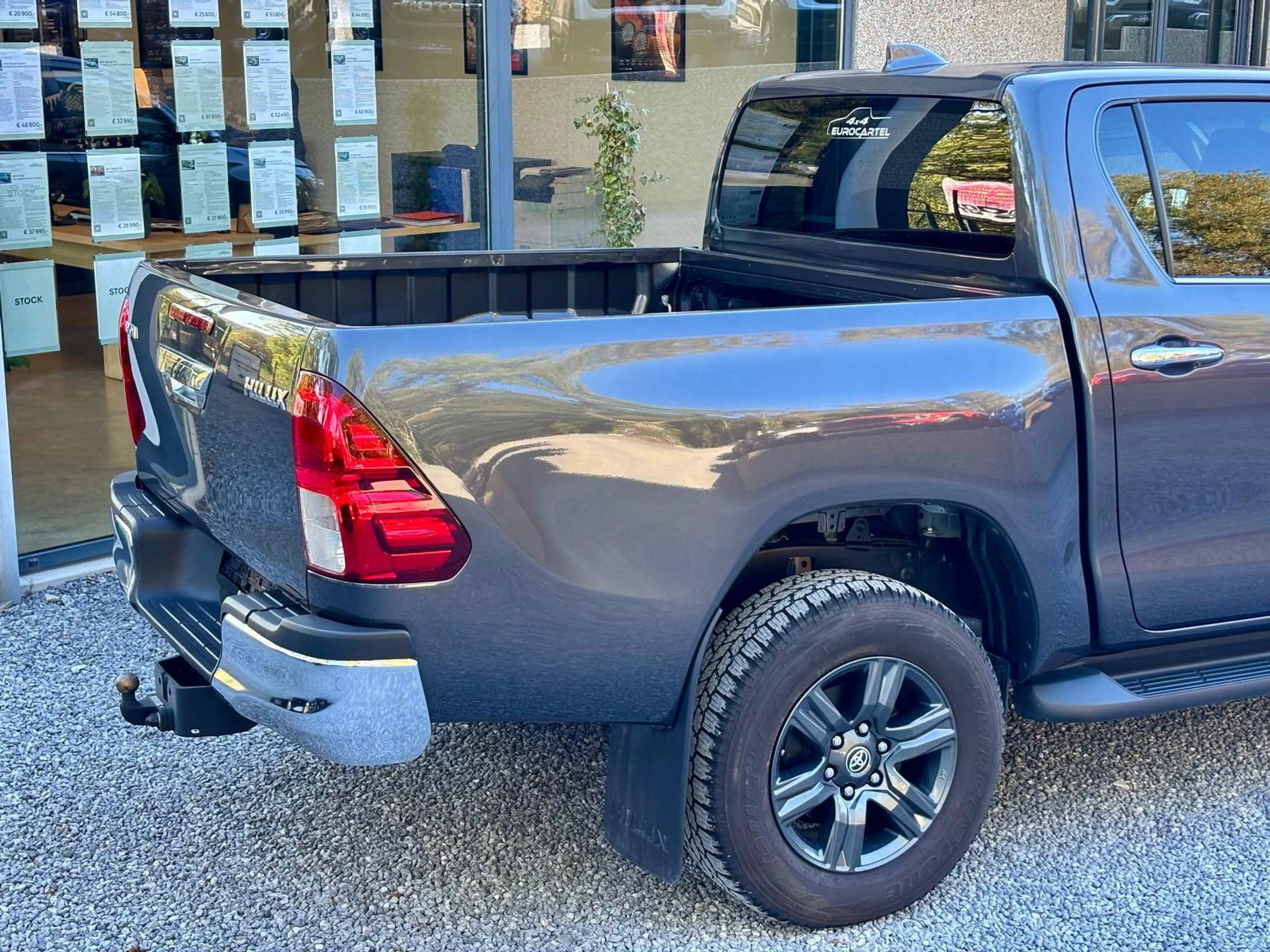 Toyota Hilux 2.8 D-4D 204 CV AUTO | LEGENDE | 45.290 € HTVA — photo 13