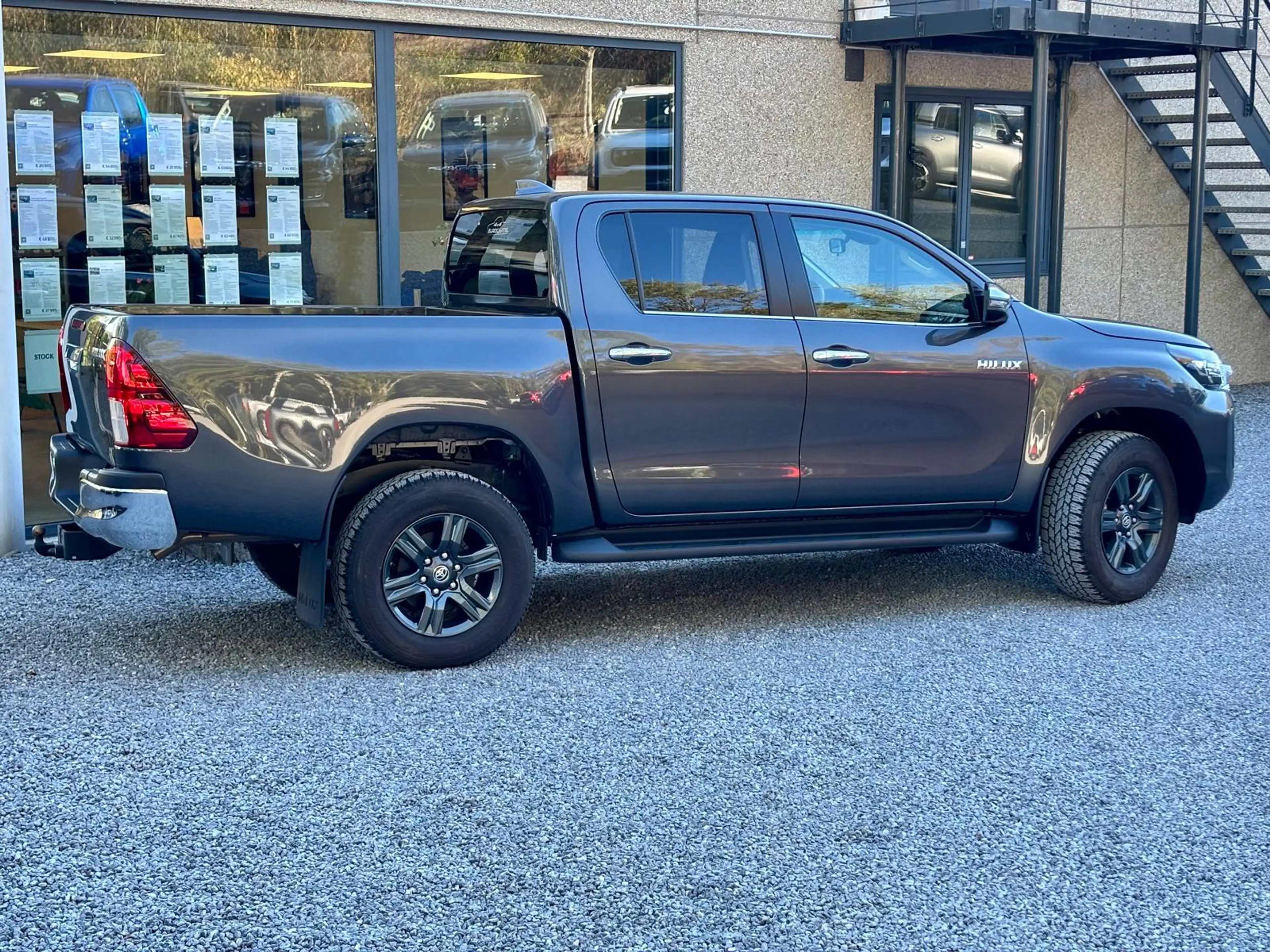 Toyota Hilux 2.8 D-4D 204 CV AUTO | LEGENDE | 45.290 € HTVA — photo 9