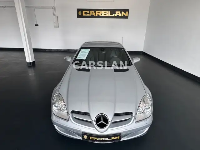 Mercedes-Benz SLK view 6