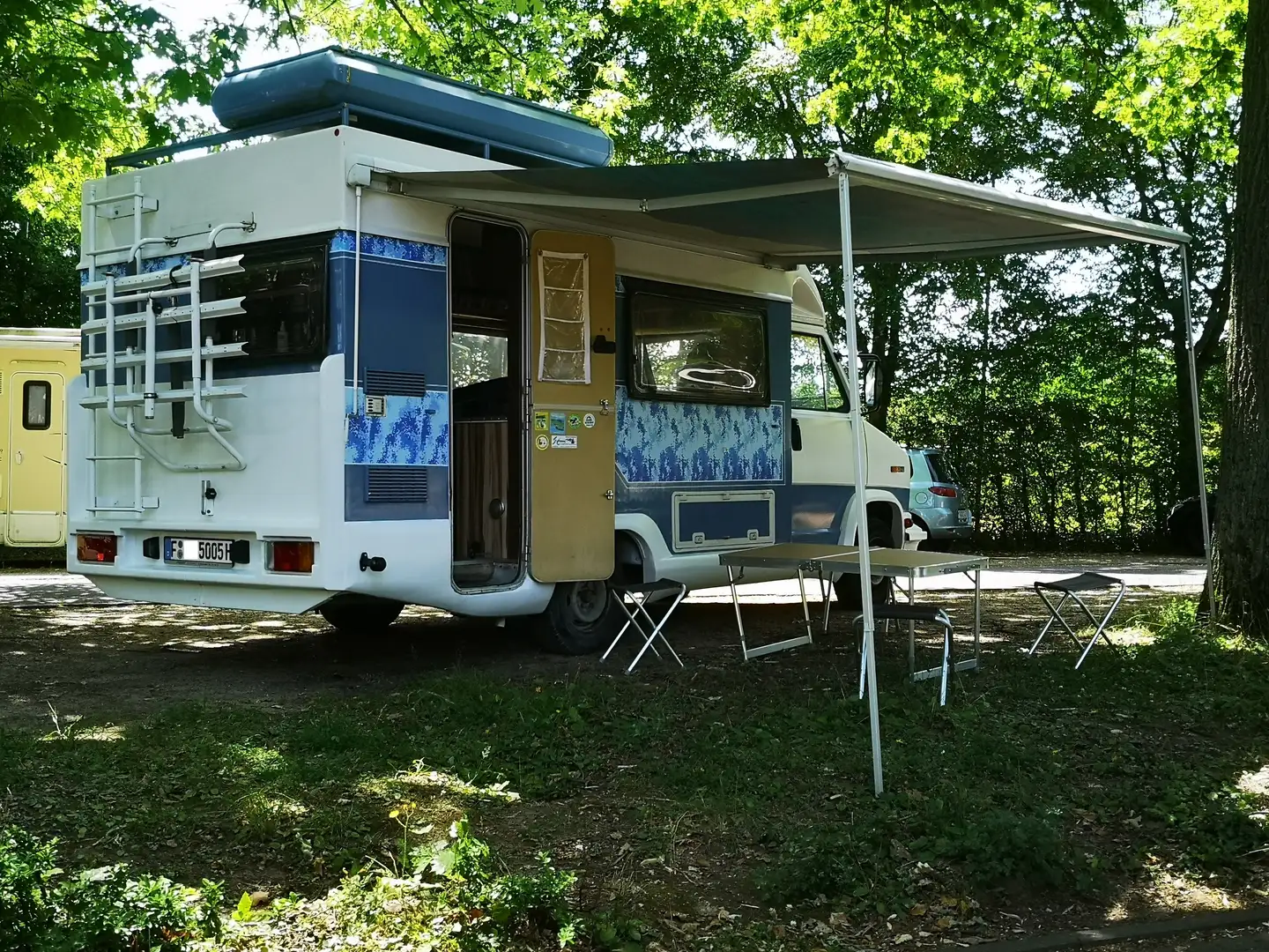 Caravans-Wohnm Dethleffs Dethleffs Globetrotter CD 2.5 D ~Oldi mit H-Kennz. Blanc - 2