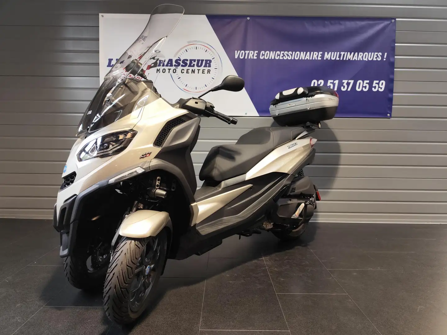 Piaggio MP3 400 Beige - 2