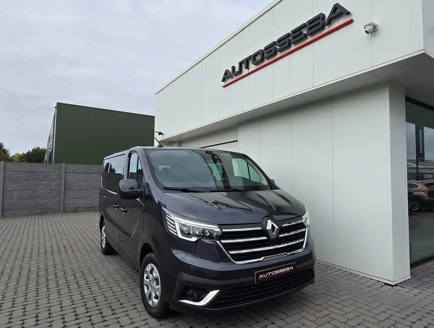 Renault Trafic dCi 150pk Dubbel Cabine AUT/GPS/6ZITPL *GARANTIE* Noir - 1